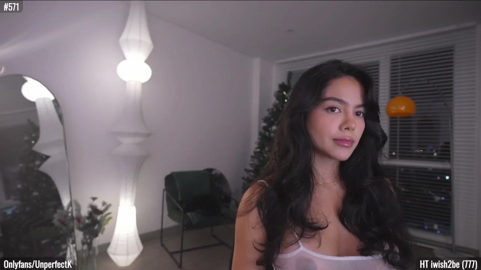 Gallery image thumbnail from UnperfectK's myfreecams stream on, 12/01/2025, 01:39 image 17 of 20
