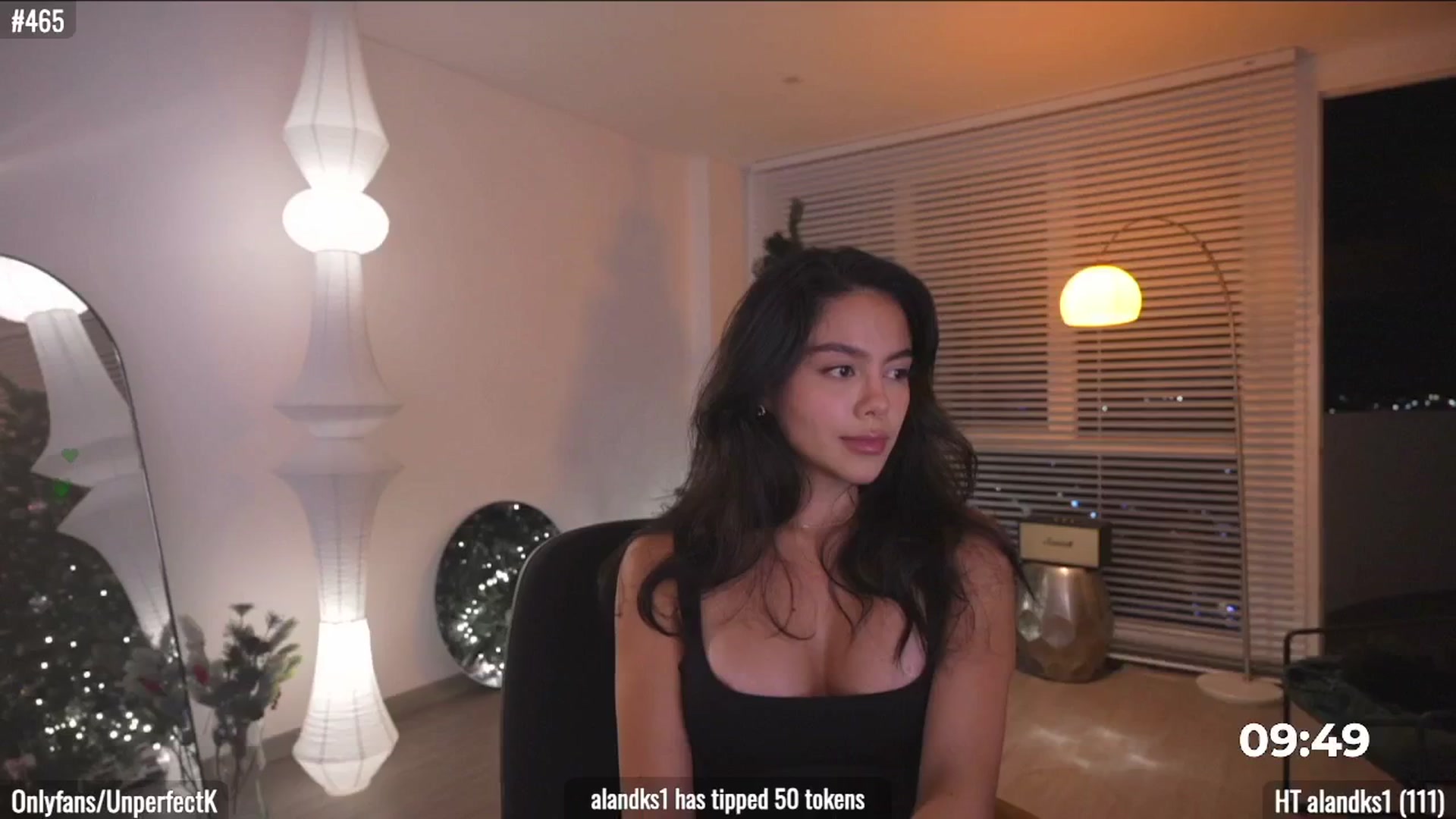 Gallery image thumbnail from UnperfectK's myfreecams stream on, 12/03/2025, 01:47 image 12 of 20