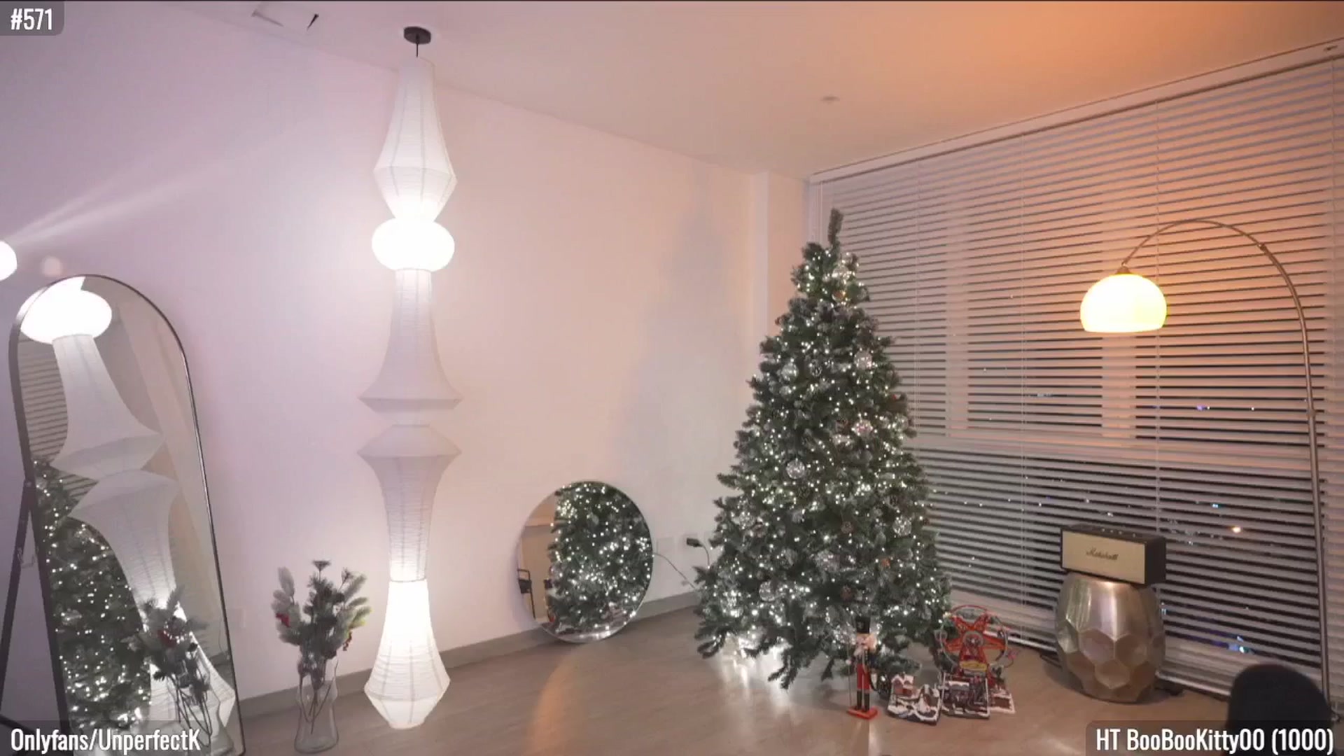 Gallery image thumbnail from UnperfectK's myfreecams stream on, 12/12/2025, 03:00 image 1 of 20