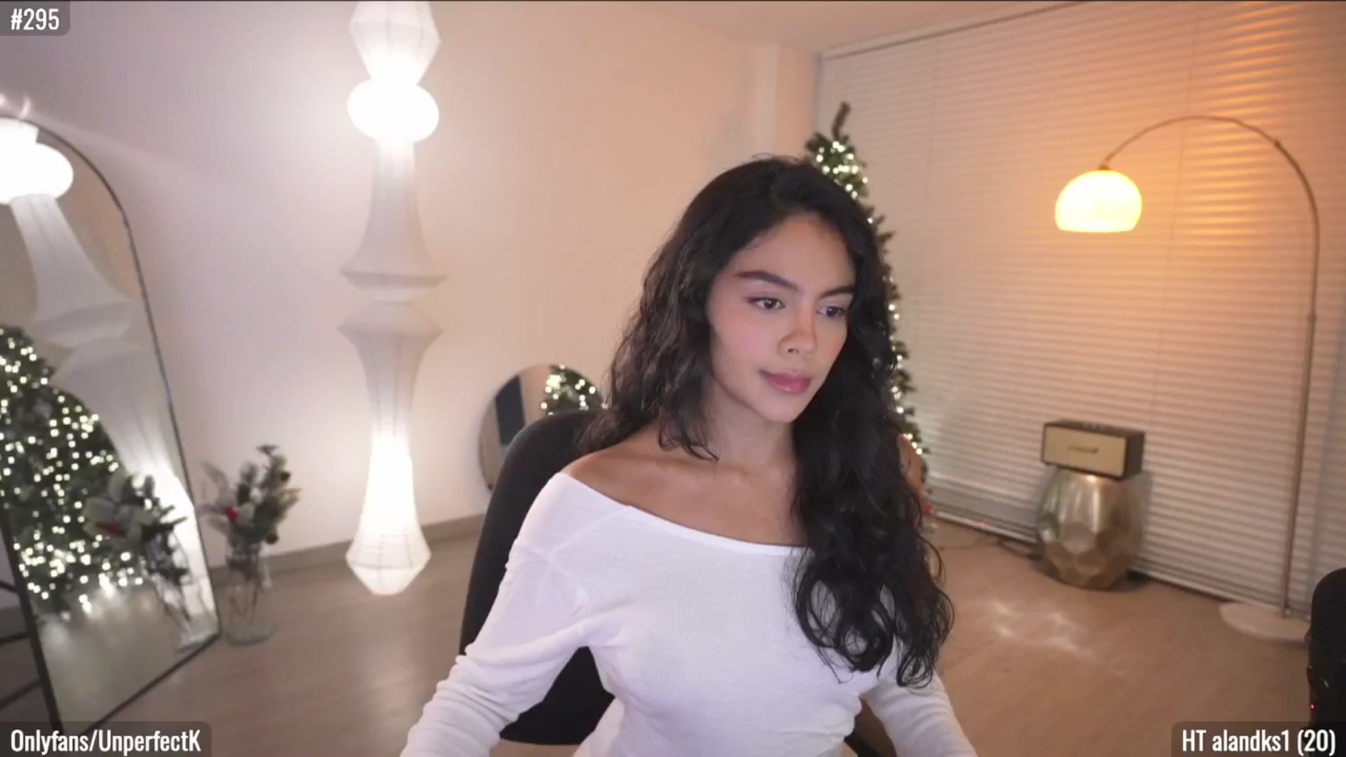 Gallery image thumbnail from UnperfectK's myfreecams stream on, 12/20/2025, 01:37 image 1 of 20