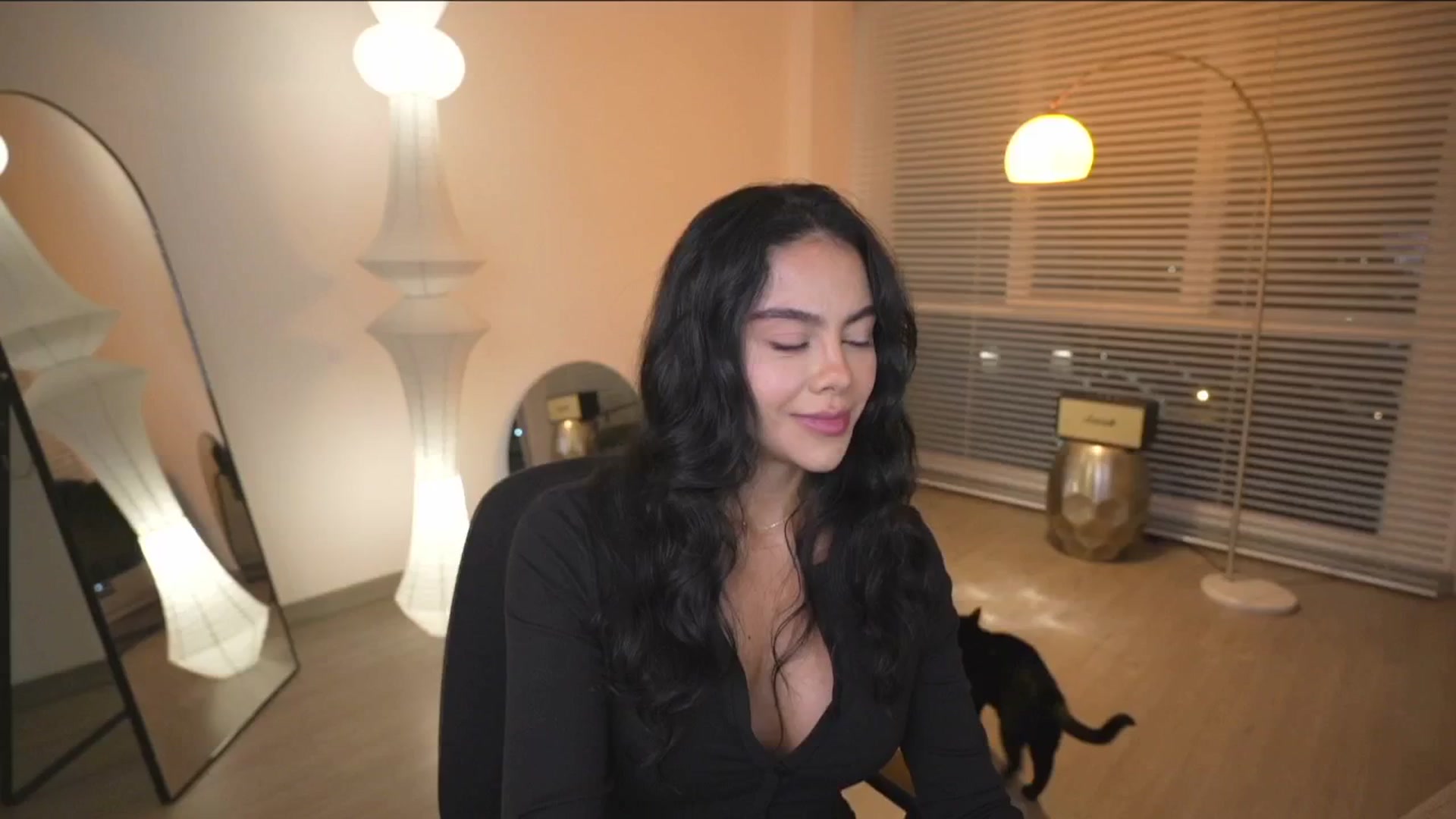 Gallery image thumbnail from UnperfectK's myfreecams stream on, 01/23/2026, 01:47 image 12 of 20