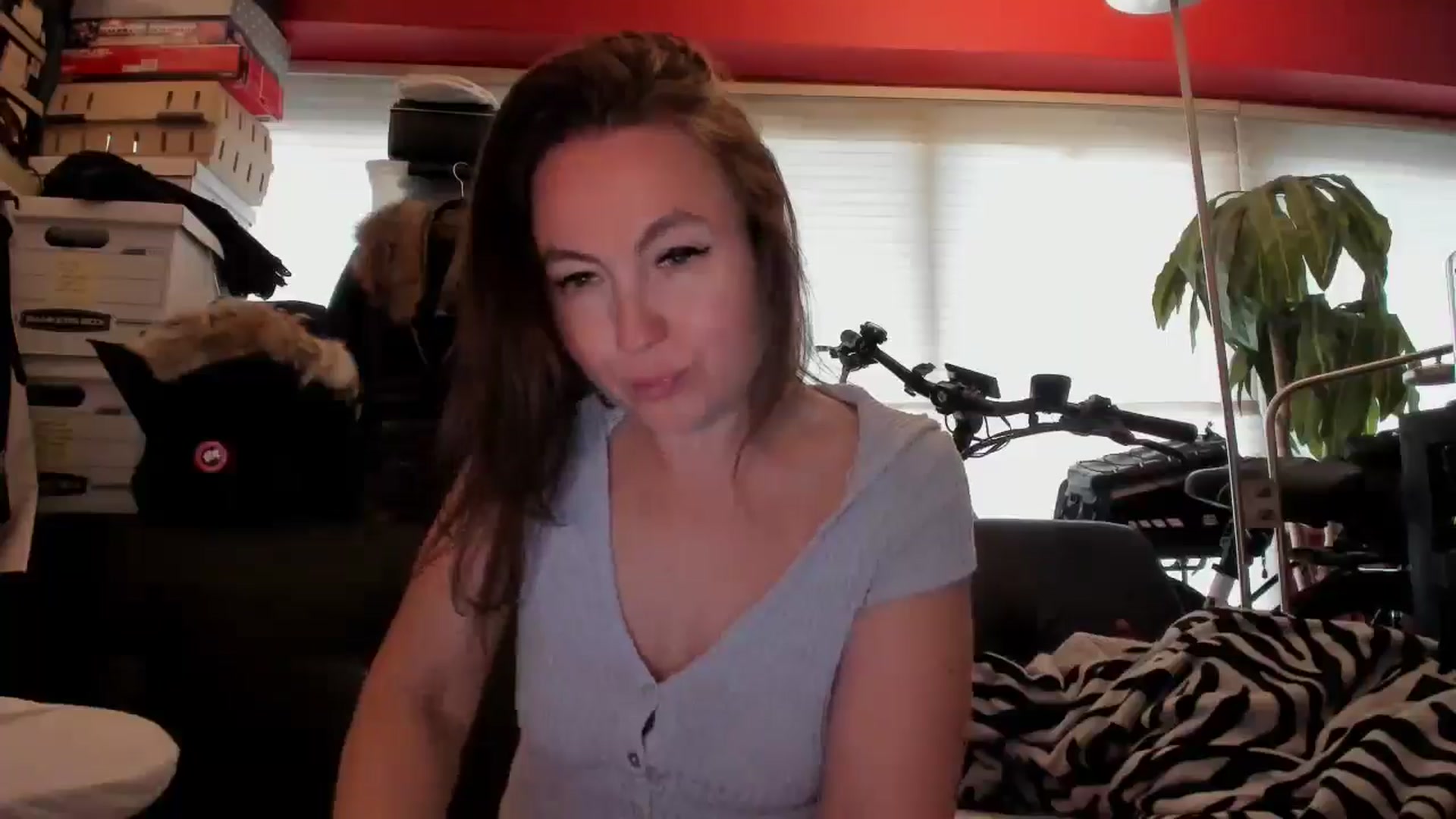 Gallery image thumbnail from UntamedBooty's myfreecams stream on, 04/29/2026, 10:40 image 19 of 20