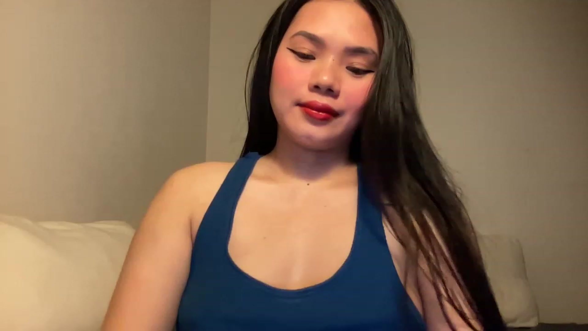 Gallery image thumbnail from UrAsianGirl's myfreecams stream on, 11/18/2022, 04:43 image 19 of 20