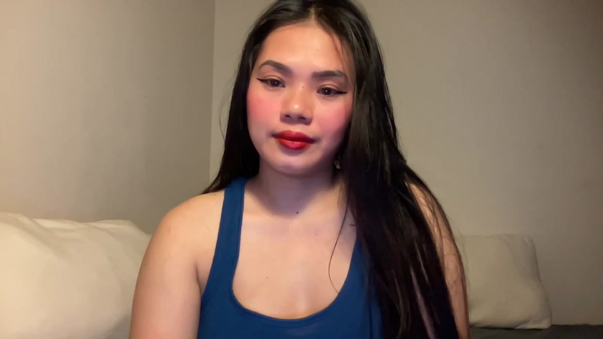 Gallery image thumbnail from UrAsianGirl's myfreecams stream on, 11/18/2022, 04:43 image 12 of 20