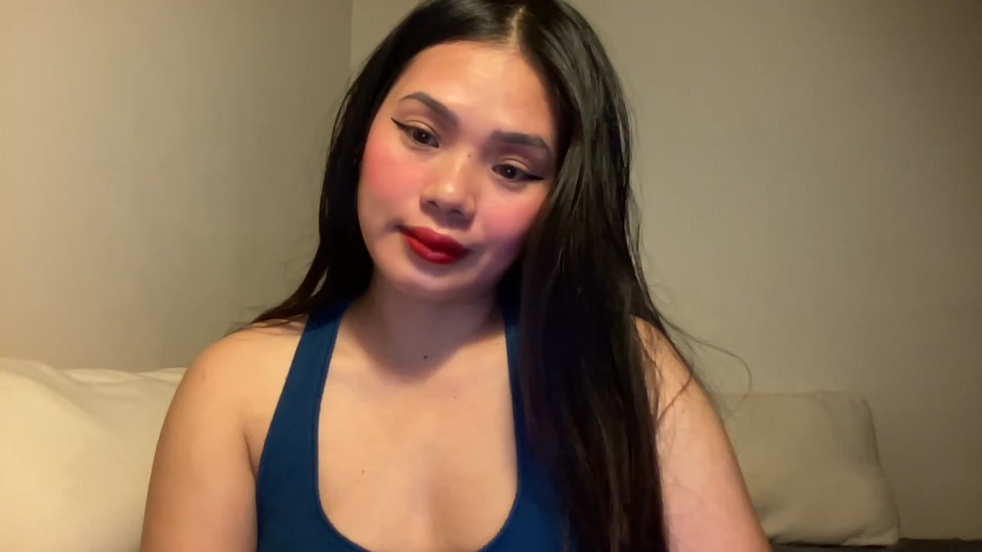 Gallery image thumbnail from UrAsianGirl's myfreecams stream on, 11/18/2022, 04:43 image 17 of 20