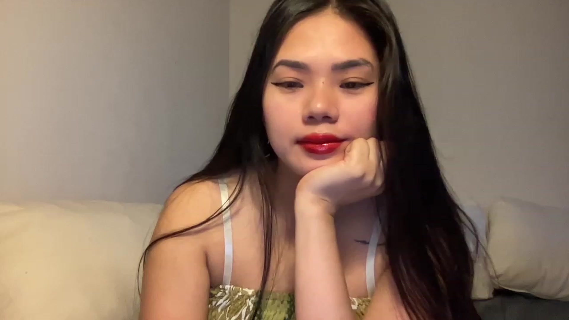Gallery image thumbnail from UrAsianGirl's myfreecams stream on, 11/19/2022, 21:29 image 7 of 20