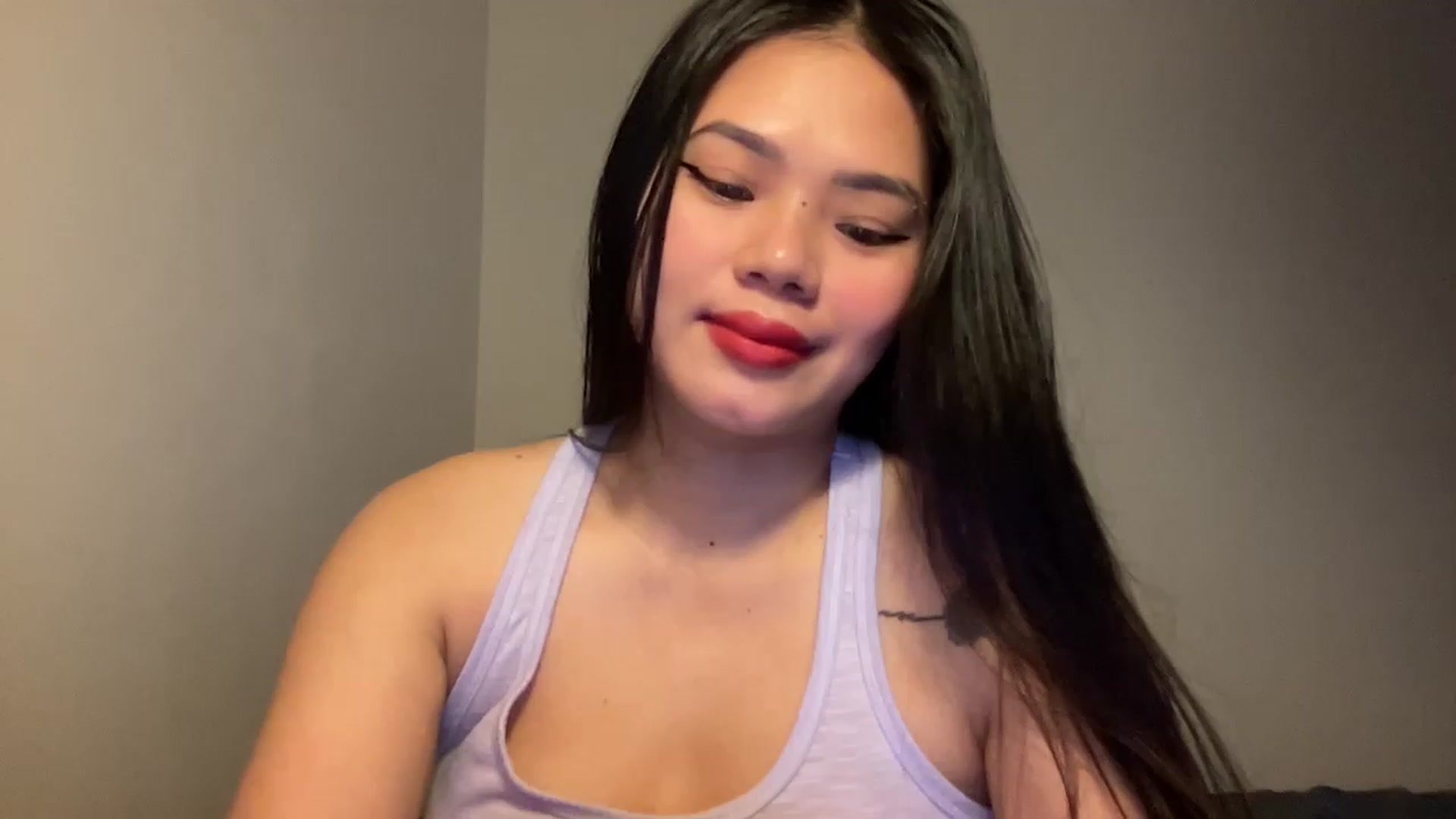 Gallery image thumbnail from UrAsianGirl's myfreecams stream on, 11/20/2022, 22:23 image 8 of 20