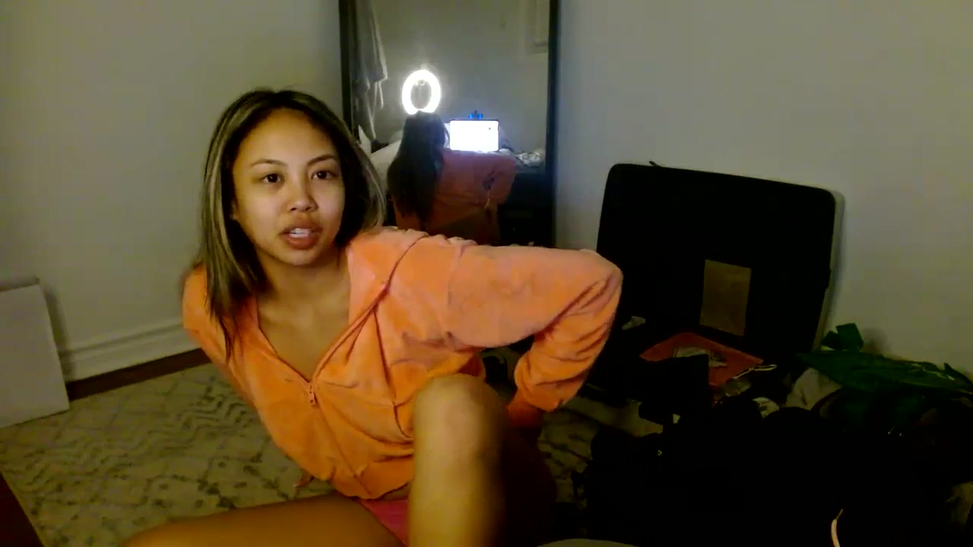 Gallery image thumbnail from UrBabyGirl's myfreecams stream on, 01/30/2024, 24:01 image 9 of 20