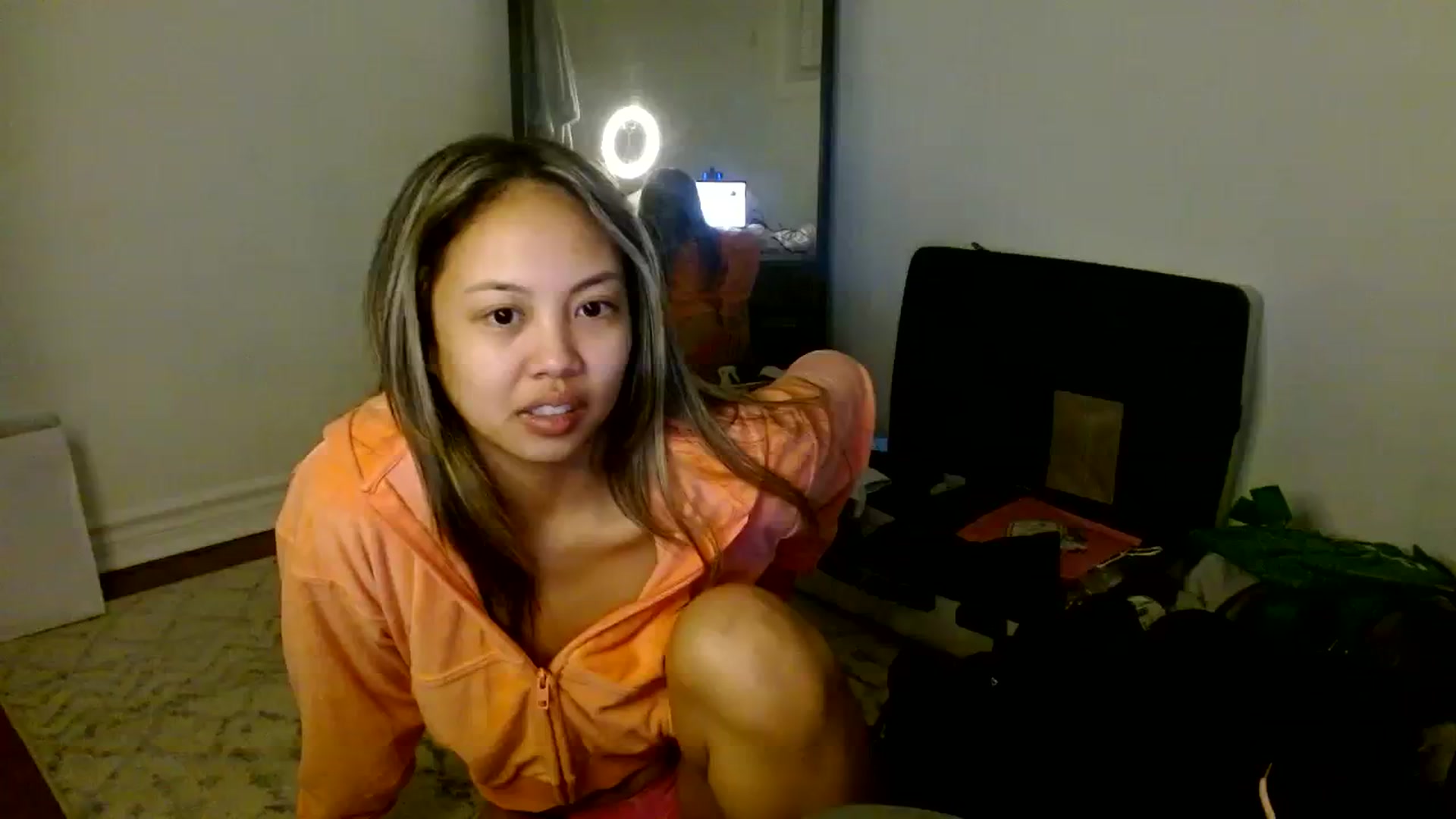 Gallery image thumbnail from UrBabyGirl's myfreecams stream on, 01/30/2024, 24:01 image 13 of 20