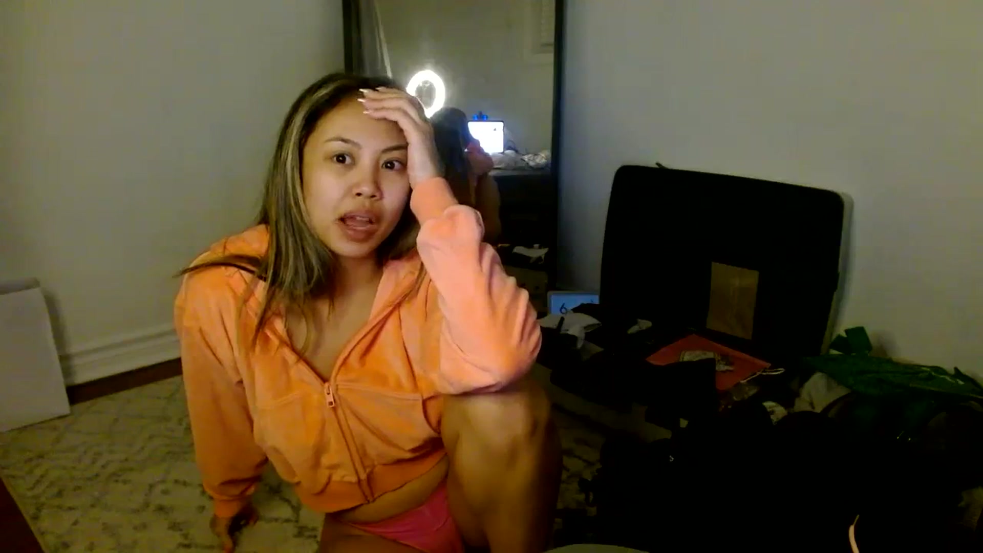 Gallery image thumbnail from UrBabyGirl's myfreecams stream on, 01/30/2024, 24:01 image 10 of 20