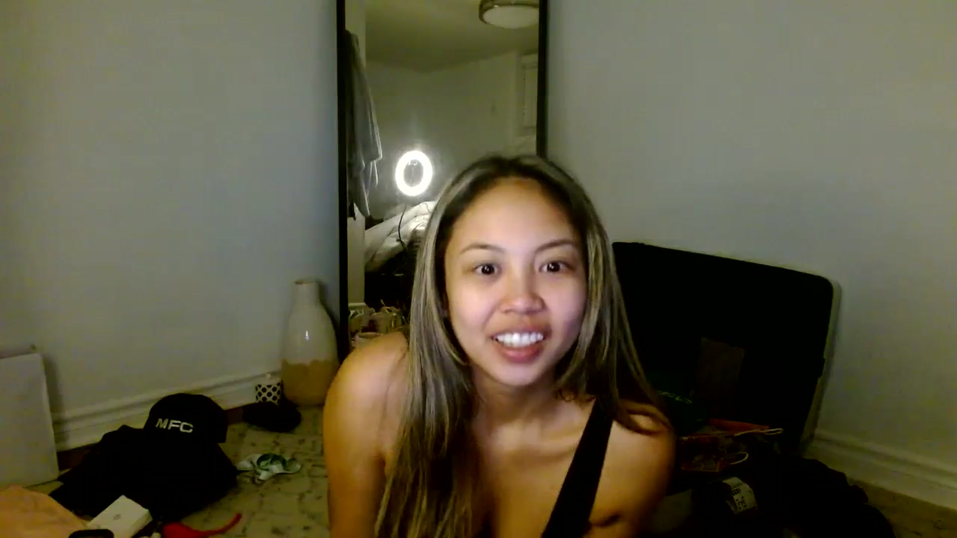 Gallery image thumbnail from UrBabyGirl's myfreecams stream on, 01/30/2024, 24:24 image 8 of 20
