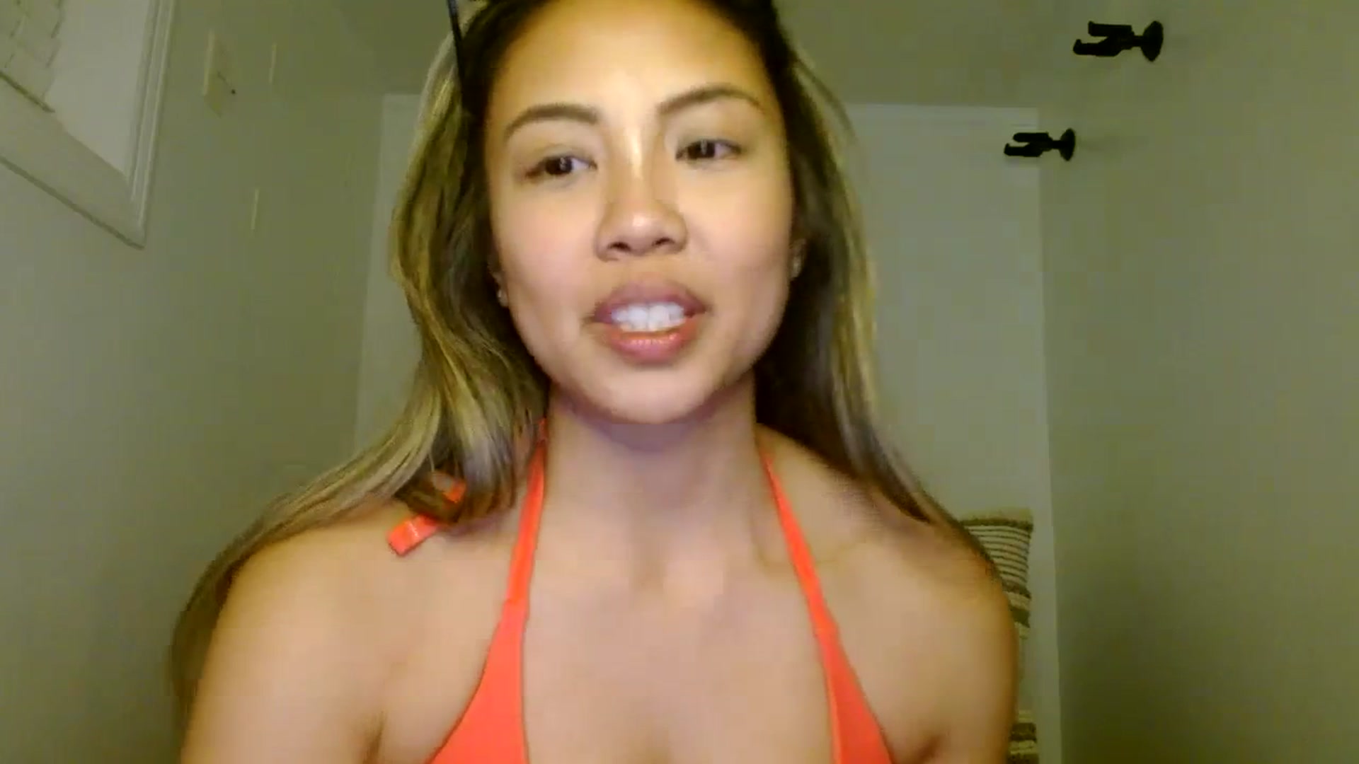 Gallery image thumbnail from UrBabyGirl's myfreecams stream on, 02/01/2024, 03:22 image 18 of 20