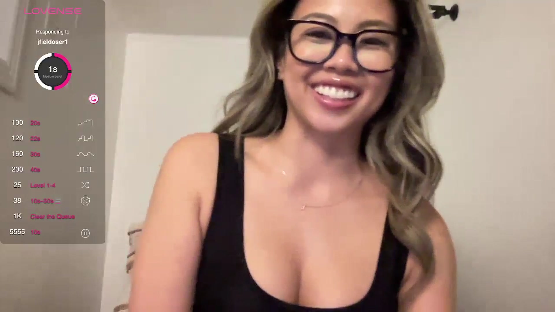 Gallery image thumbnail from UrBabyGirl's myfreecams stream on, 02/07/2024, 03:23 image 10 of 20