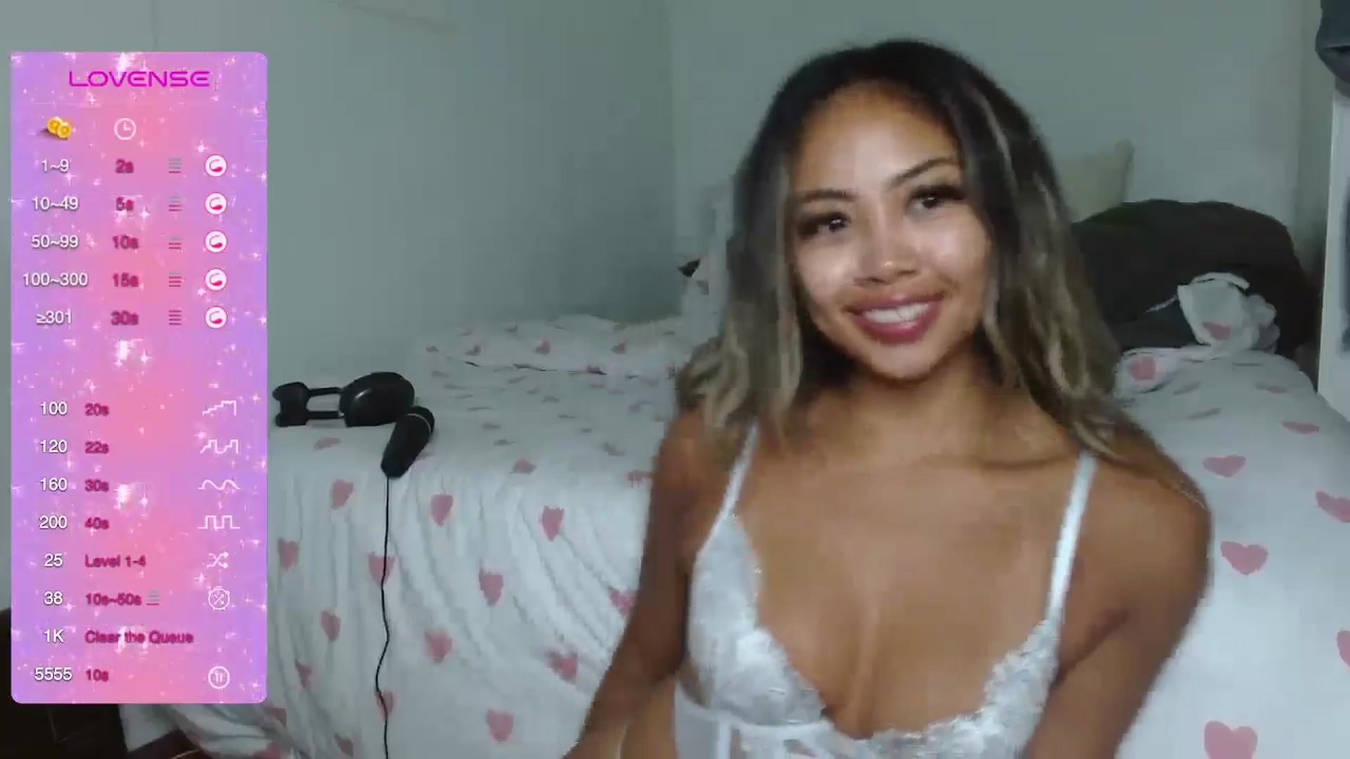 Gallery image thumbnail from UrBabyGirl's myfreecams stream on, 06/19/2024, 03:54 image 8 of 20