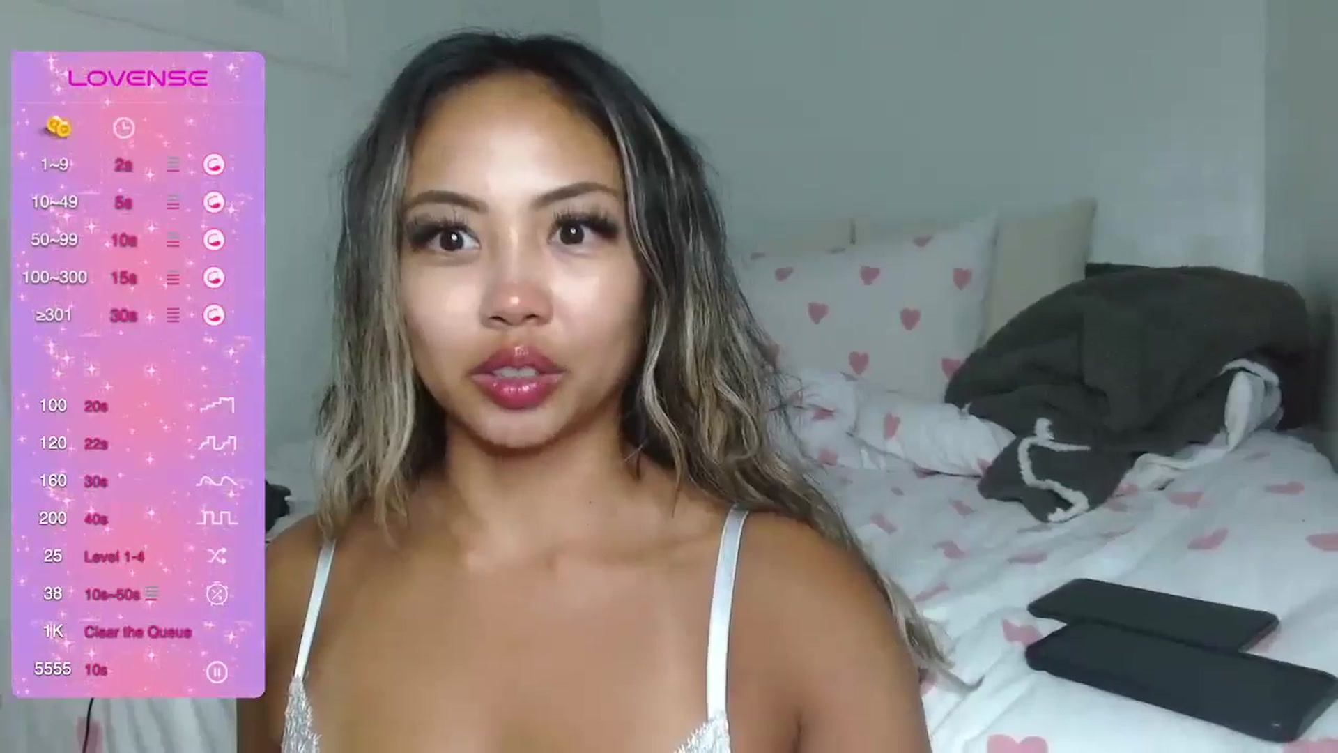 Gallery image thumbnail from UrBabyGirl's myfreecams stream on, 06/19/2024, 04:12 image 16 of 20
