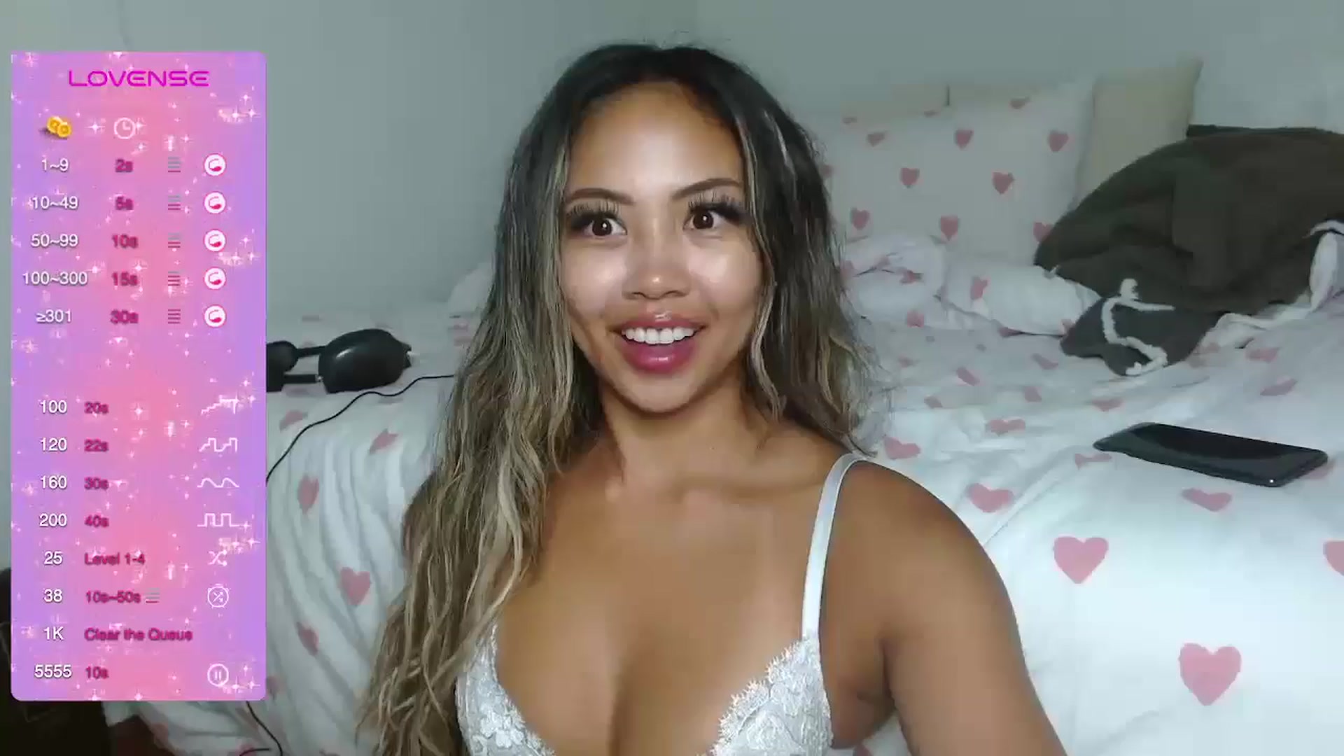 Gallery image thumbnail from UrBabyGirl's myfreecams stream on, 06/19/2024, 05:07 image 1 of 20