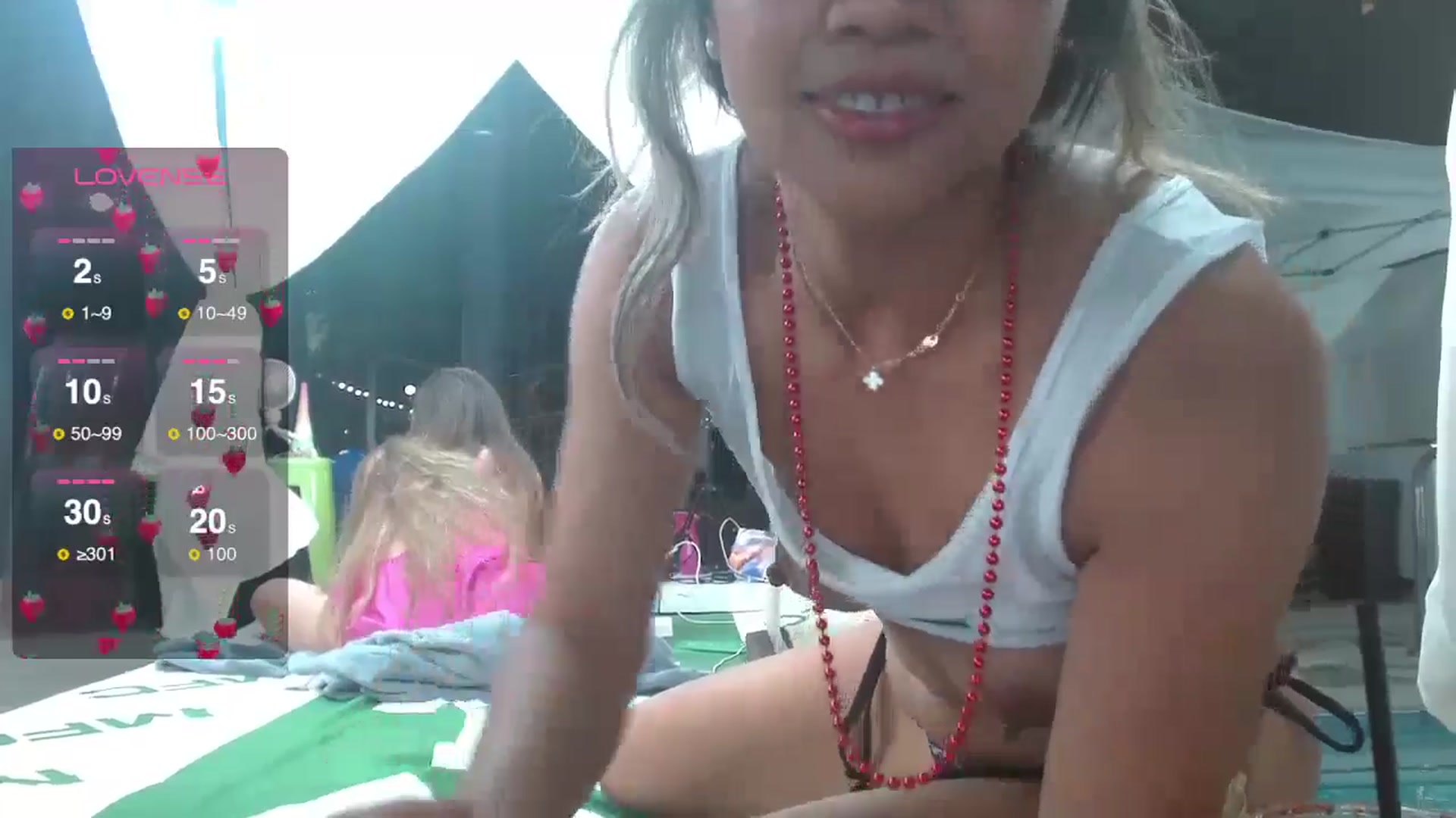 Gallery image thumbnail from UrBabyGirl's myfreecams stream on, 09/26/2024, 05:44 image 13 of 20