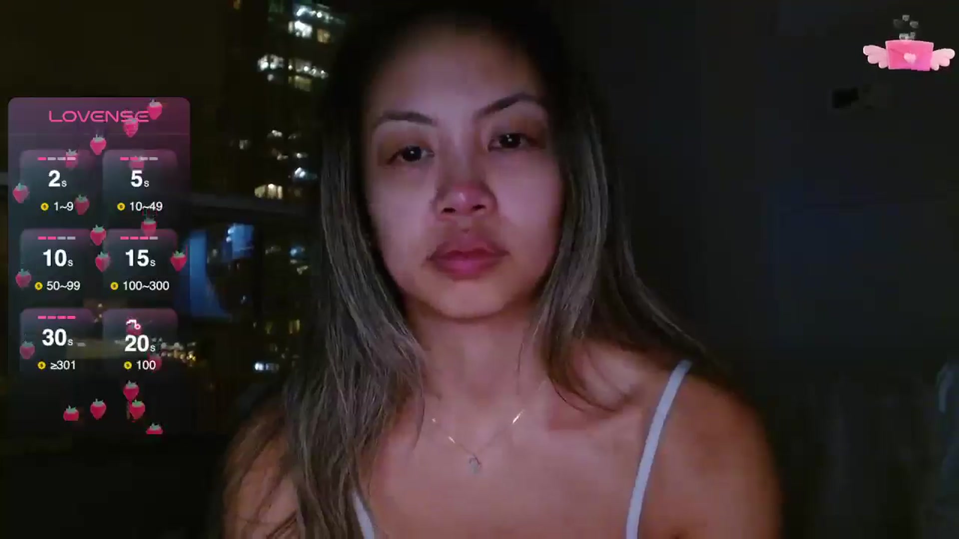 Gallery image thumbnail from UrBabyGirl's myfreecams stream on, 12/31/2024, 04:40 image 7 of 20