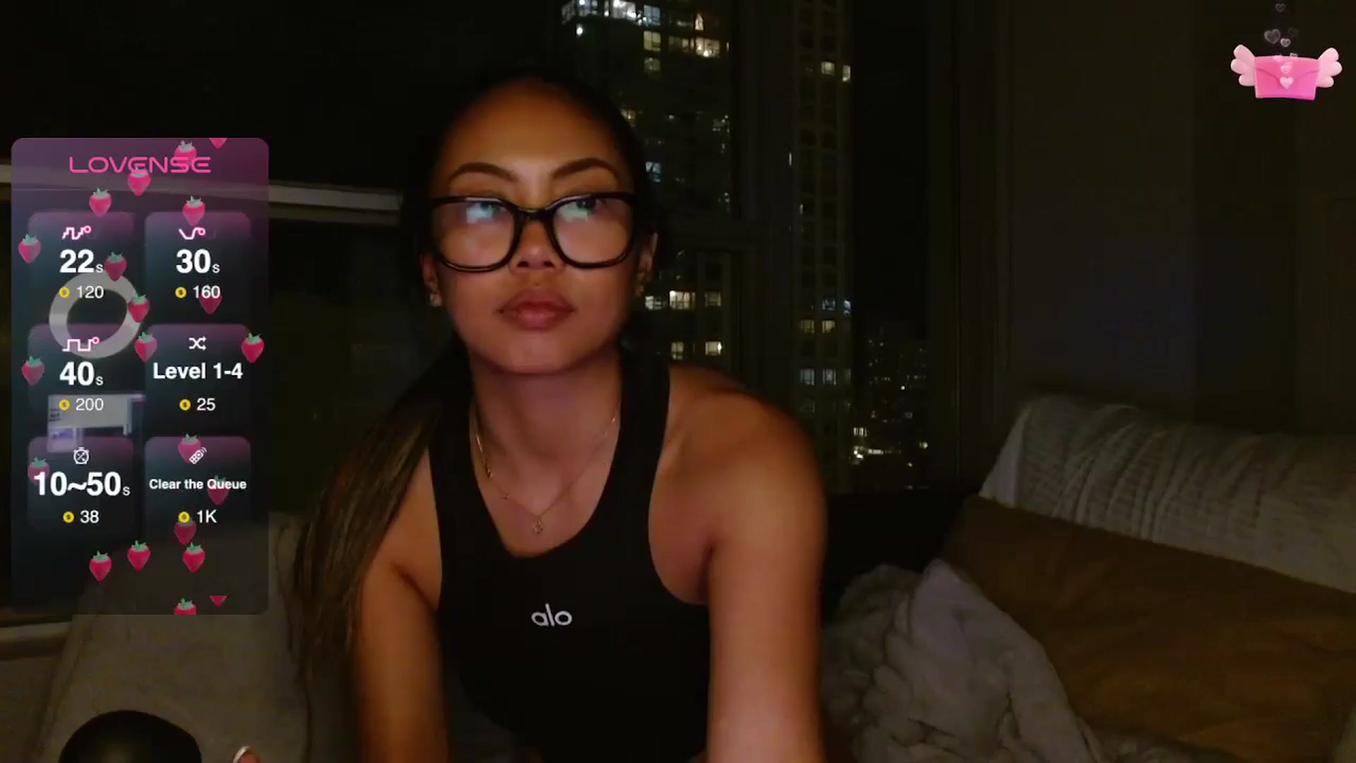 Gallery image thumbnail from UrBabyGirl's myfreecams stream on, 01/09/2025, 06:04 image 1 of 20