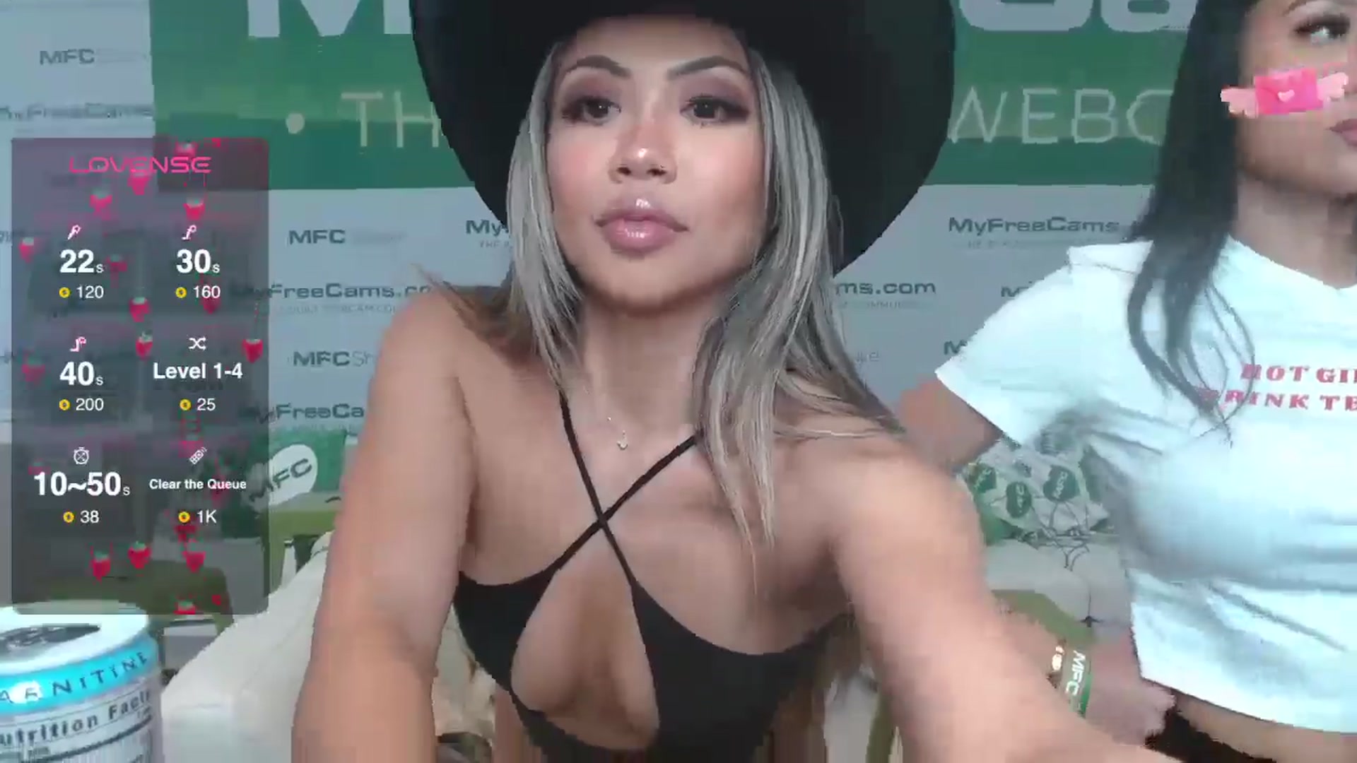 Gallery image thumbnail from UrBabyGirl's myfreecams stream on, 01/23/2025, 02:11 image 14 of 20