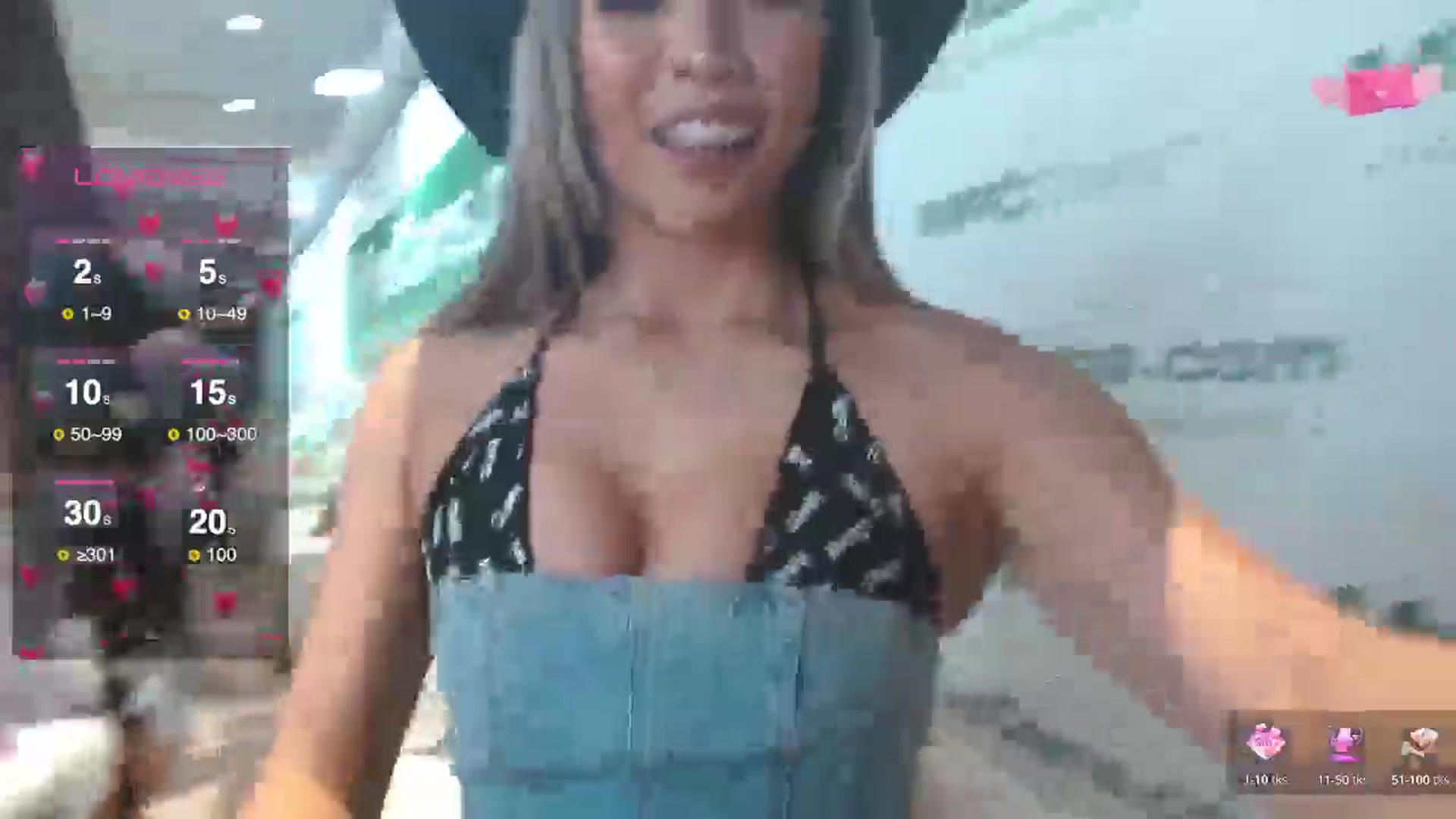 Gallery image thumbnail from UrBabyGirl's myfreecams stream on, 01/25/2025, 24:45 image 3 of 20
