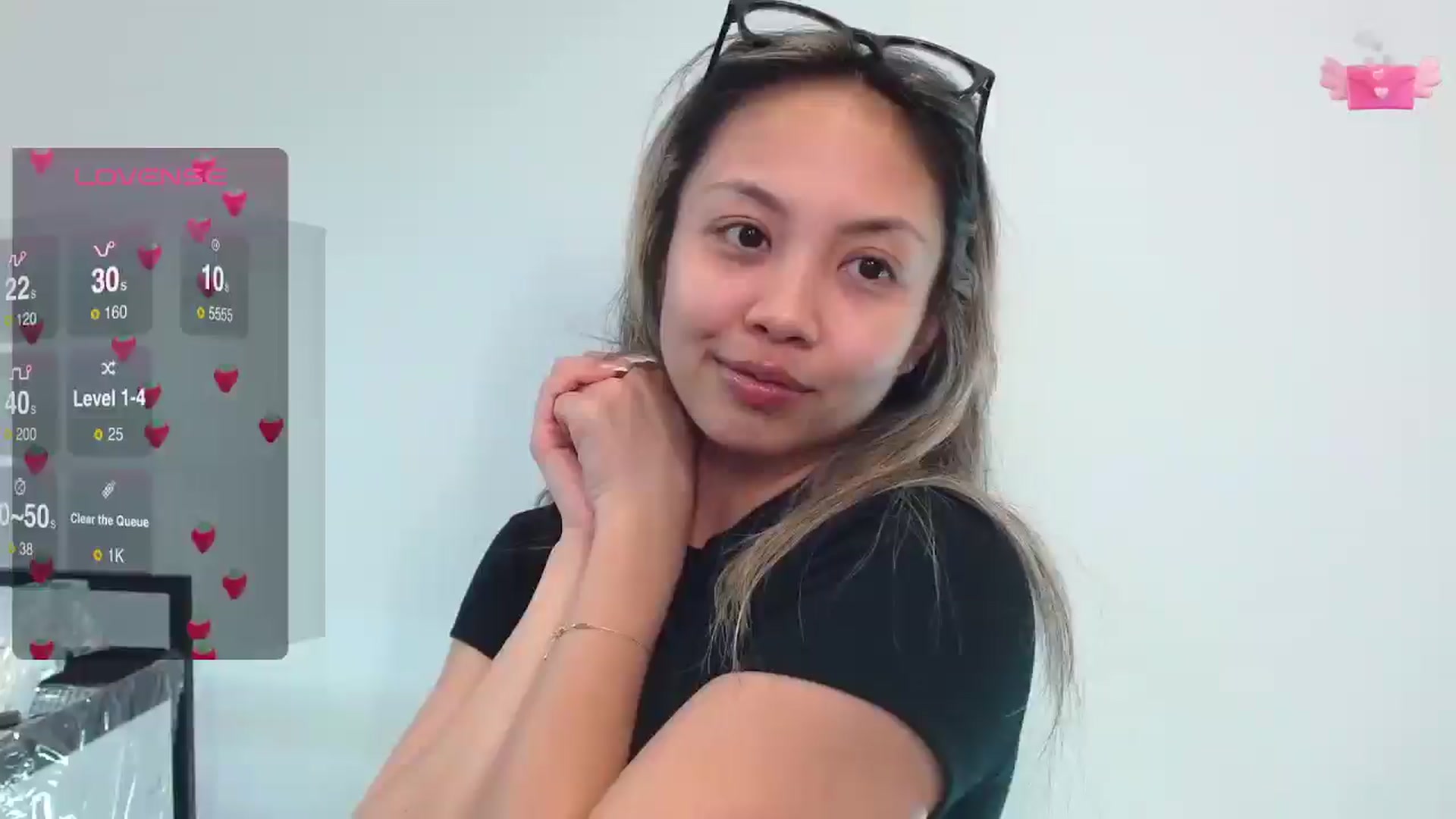 Gallery image thumbnail from UrBabyGirl's myfreecams stream on, 01/31/2025, 24:07 image 1 of 20