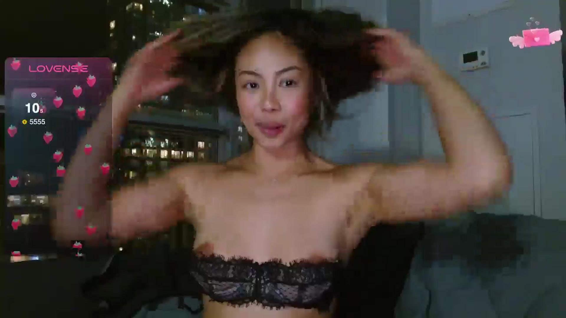 Gallery image thumbnail from UrBabyGirl's myfreecams stream on, 02/15/2025, 01:17 image 3 of 20