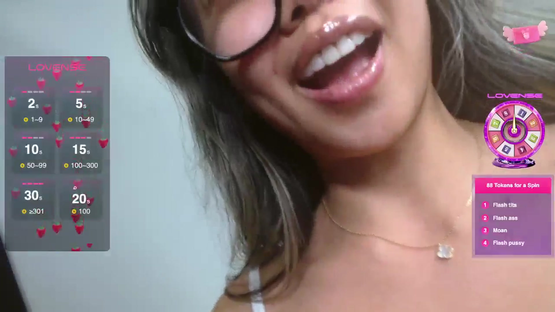 Gallery image thumbnail from UrBabyGirl's myfreecams stream on, 02/15/2025, 21:41 image 10 of 20