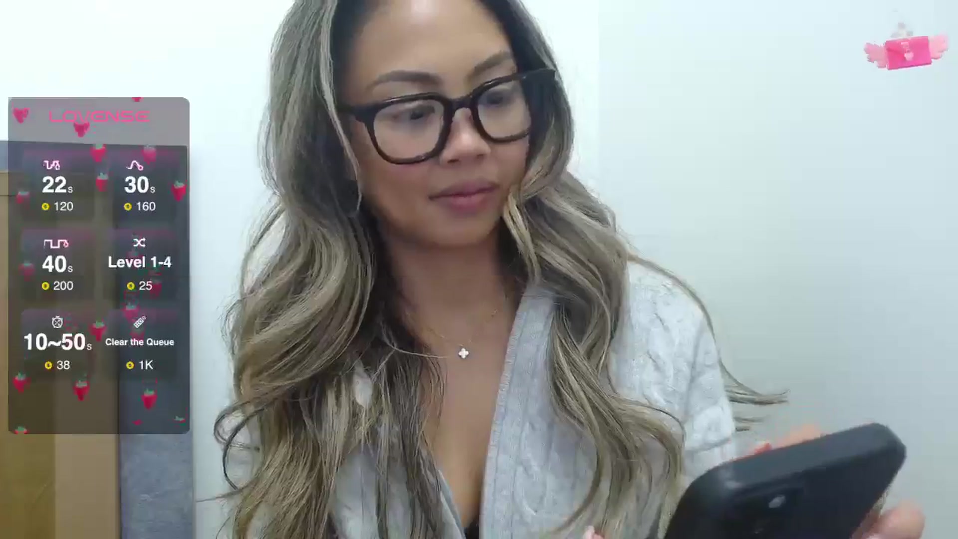 Gallery image thumbnail from UrBabyGirl's myfreecams stream on, 02/21/2025, 19:56 image 17 of 20