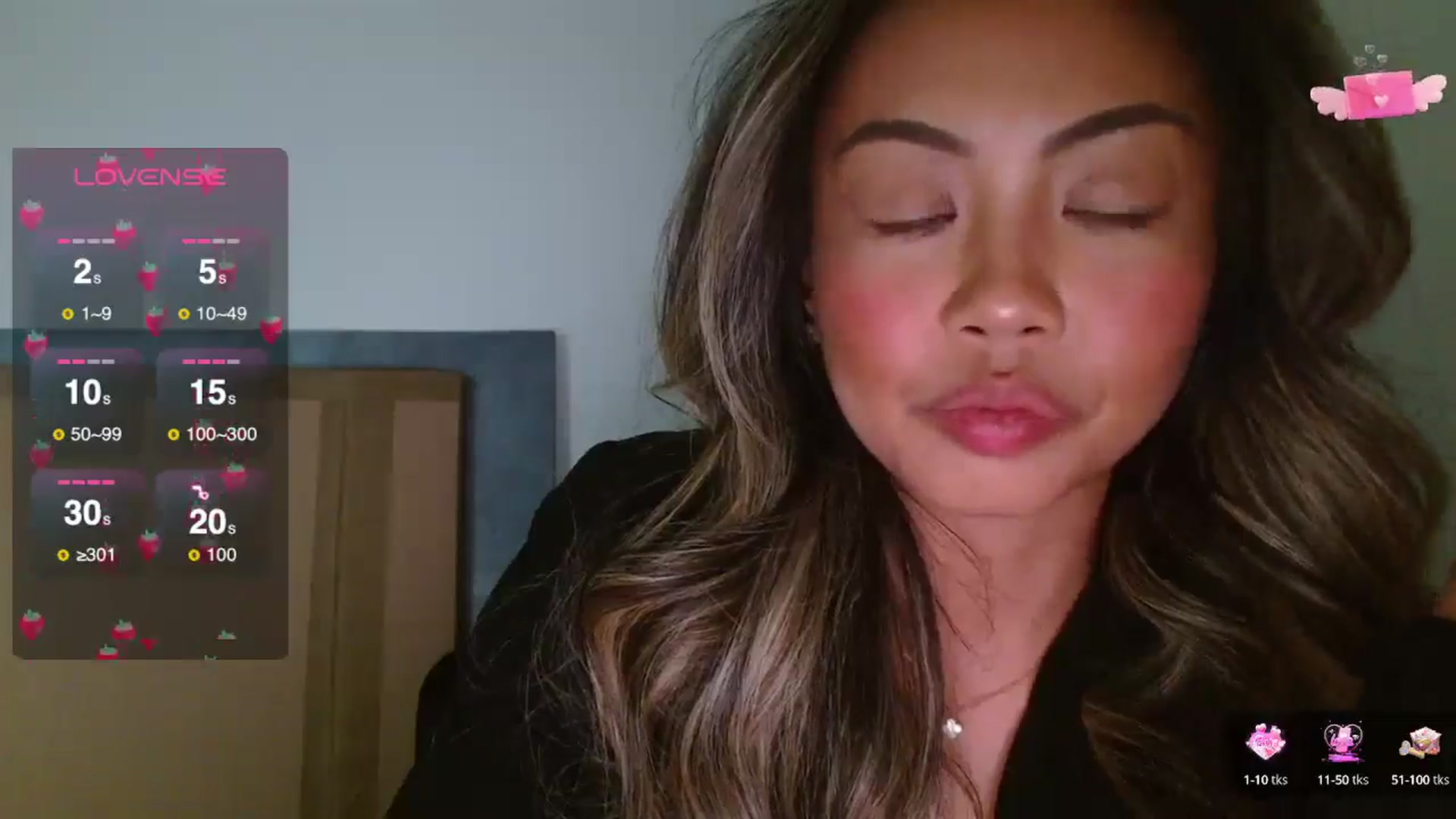 Gallery image thumbnail from UrBabyGirl's myfreecams stream on, 02/24/2025, 21:53 image 7 of 20