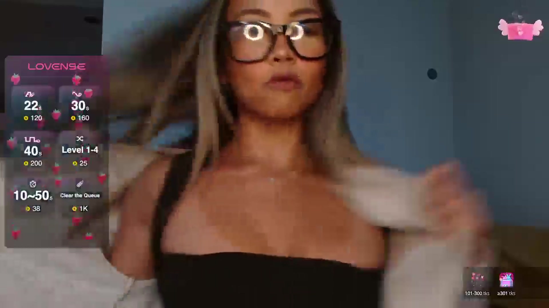 Gallery image thumbnail from UrBabyGirl's myfreecams stream on, 03/31/2025, 22:56 image 10 of 20