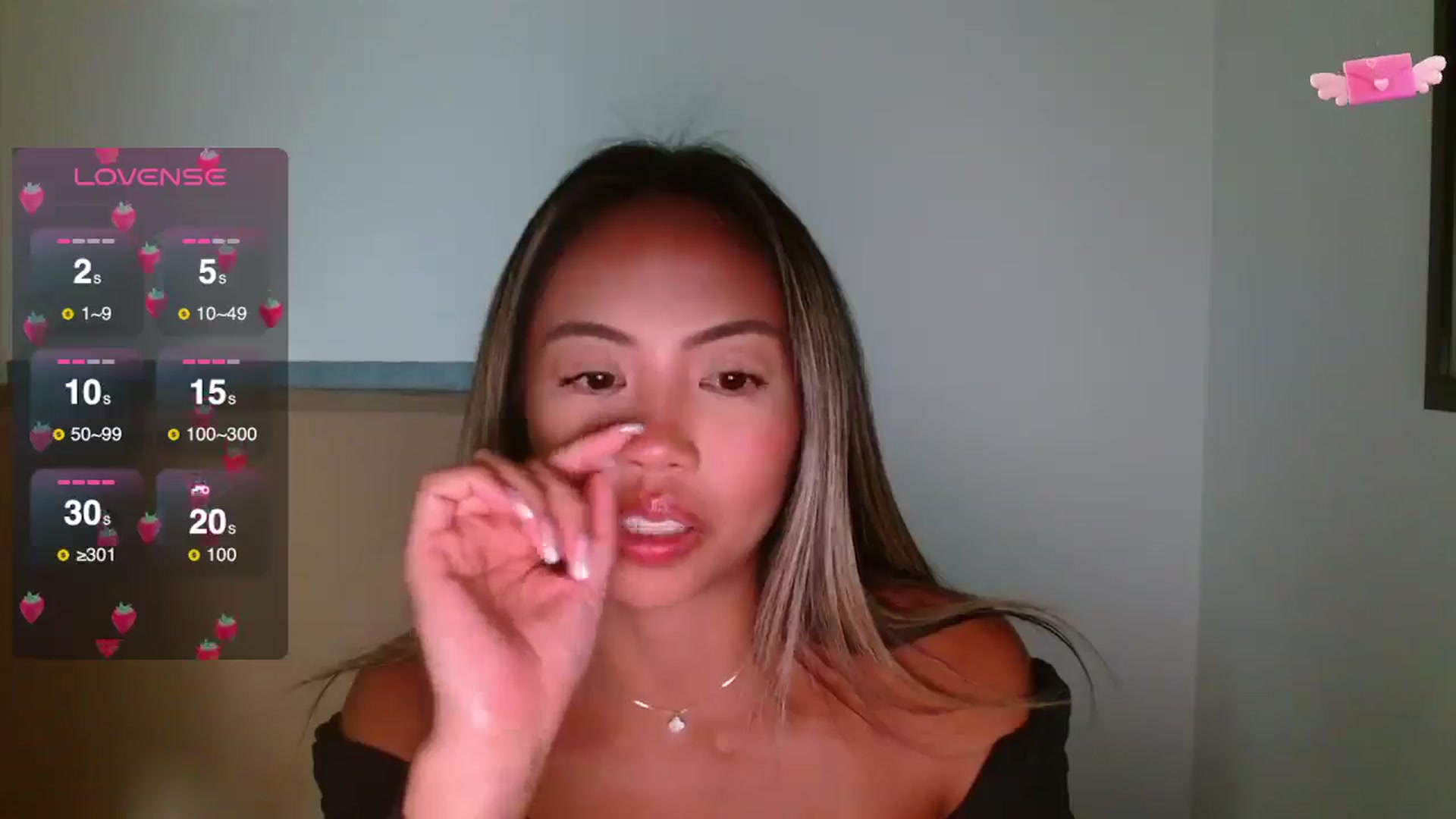 Gallery image thumbnail from UrBabyGirl's myfreecams stream on, 04/18/2025, 21:38 image 10 of 20