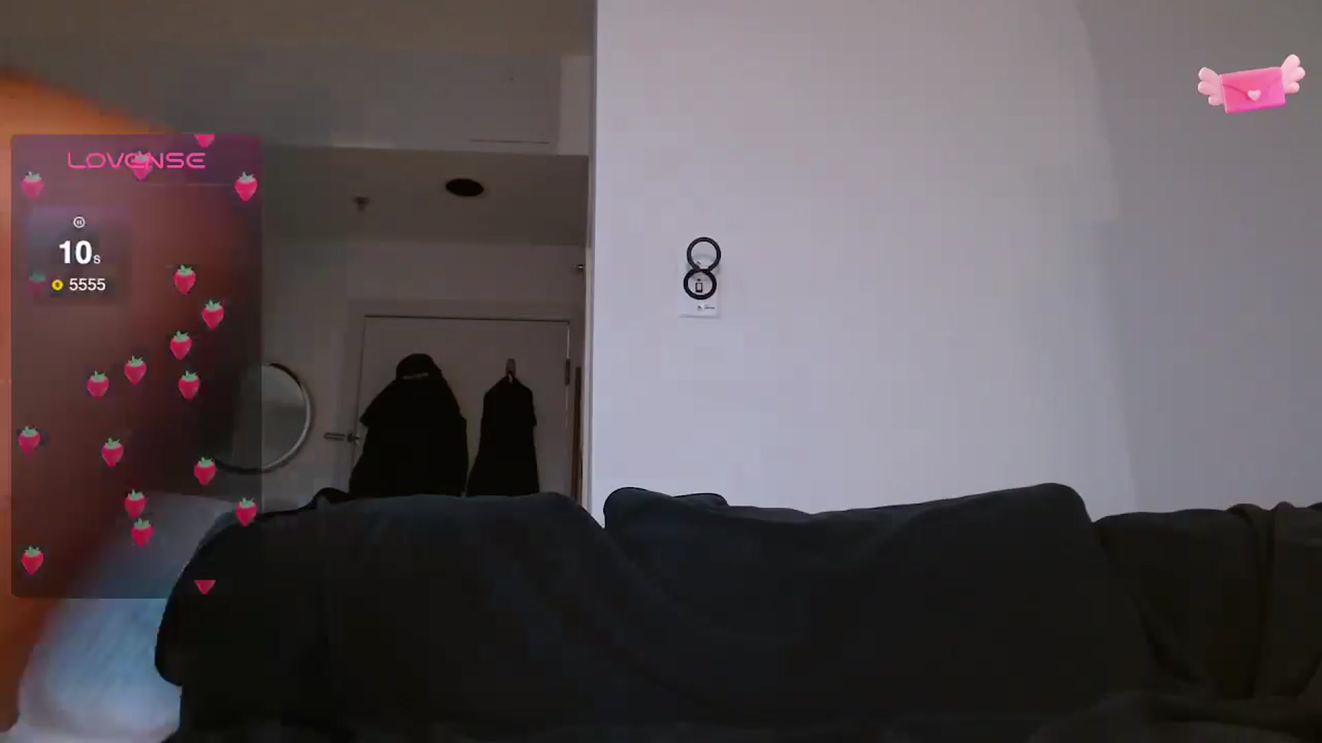 Gallery image thumbnail from UrBabyGirl's myfreecams stream on, 04/19/2025, 23:53 image 20 of 20