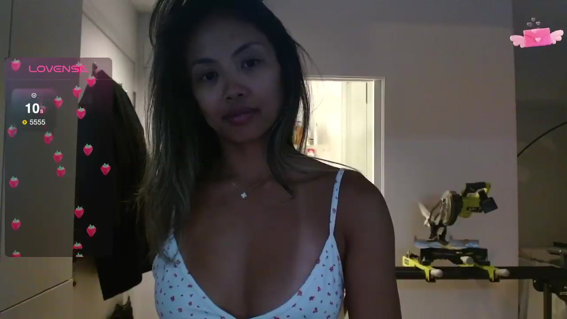 Gallery image thumbnail from UrBabyGirl's myfreecams stream on, 05/28/2025, 04:22 image 12 of 20