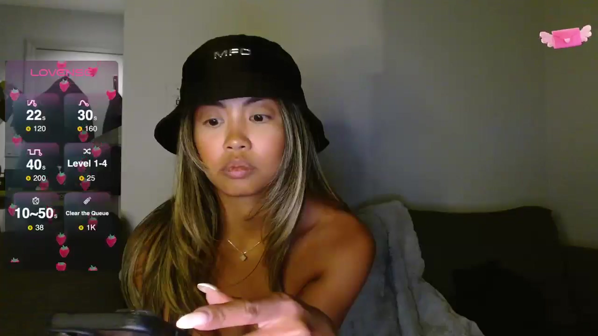 Gallery image thumbnail from UrBabyGirl's myfreecams stream on, 05/29/2025, 04:00 image 19 of 20