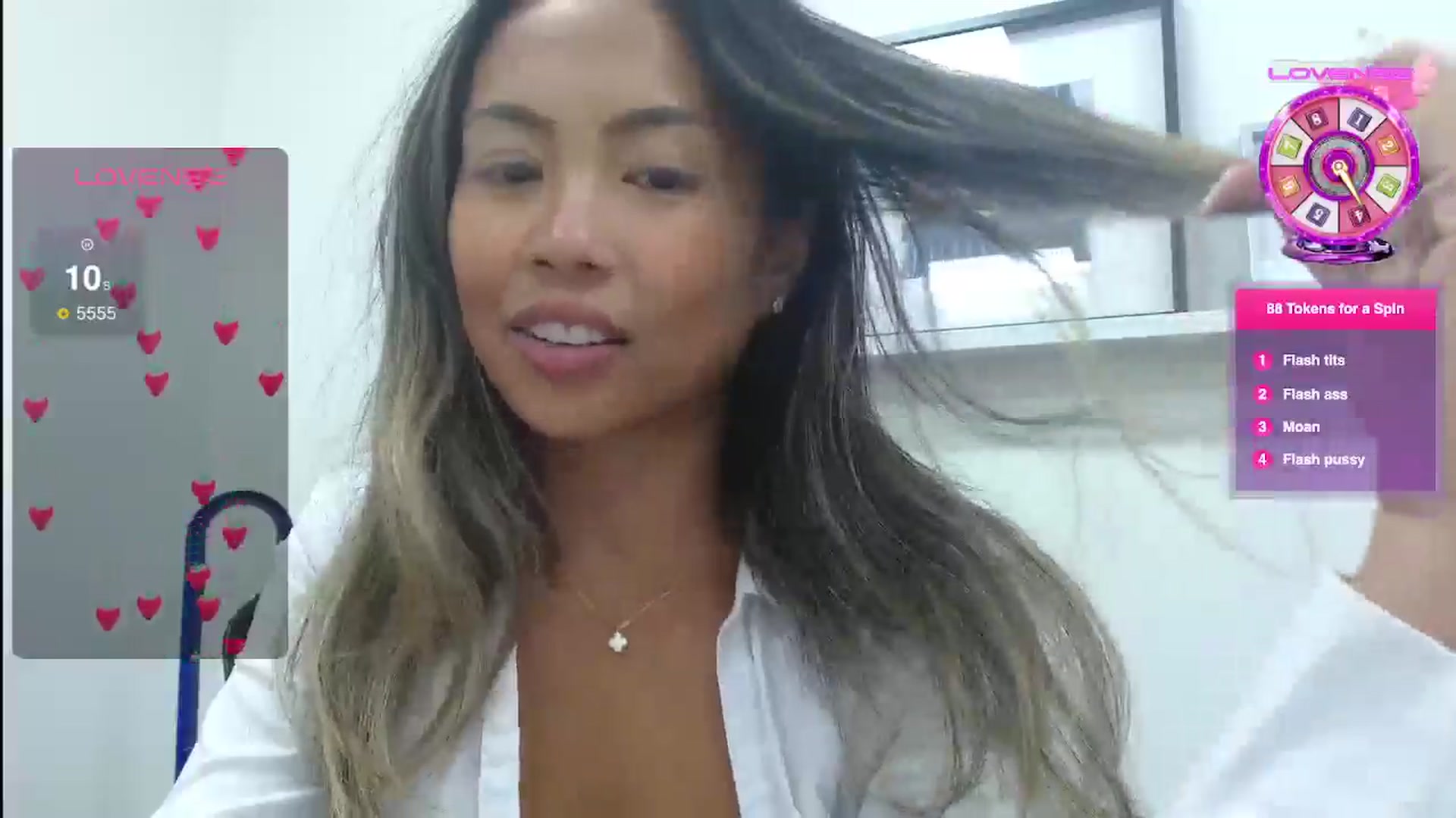 Gallery image thumbnail from UrBabyGirl's myfreecams stream on, 06/18/2025, 21:20 image 14 of 20