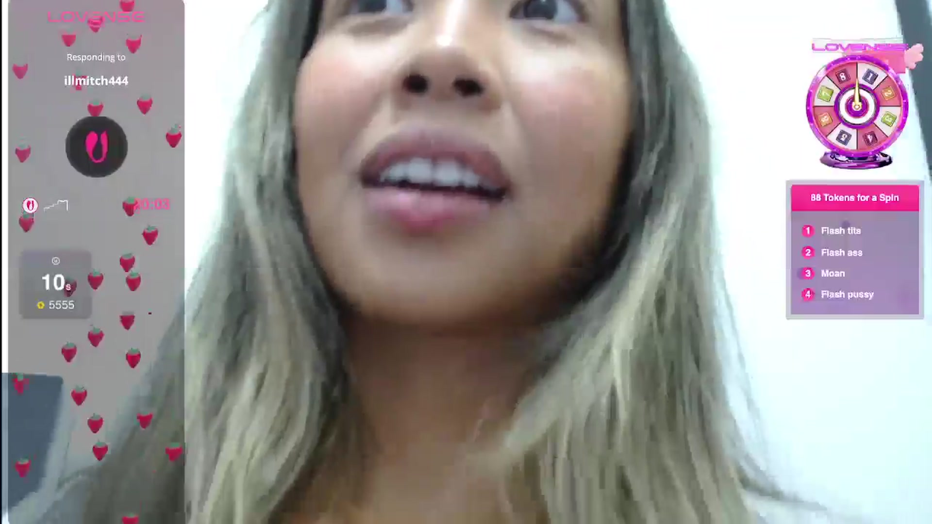 Gallery image thumbnail from UrBabyGirl's myfreecams stream on, 06/23/2025, 18:36 image 19 of 20