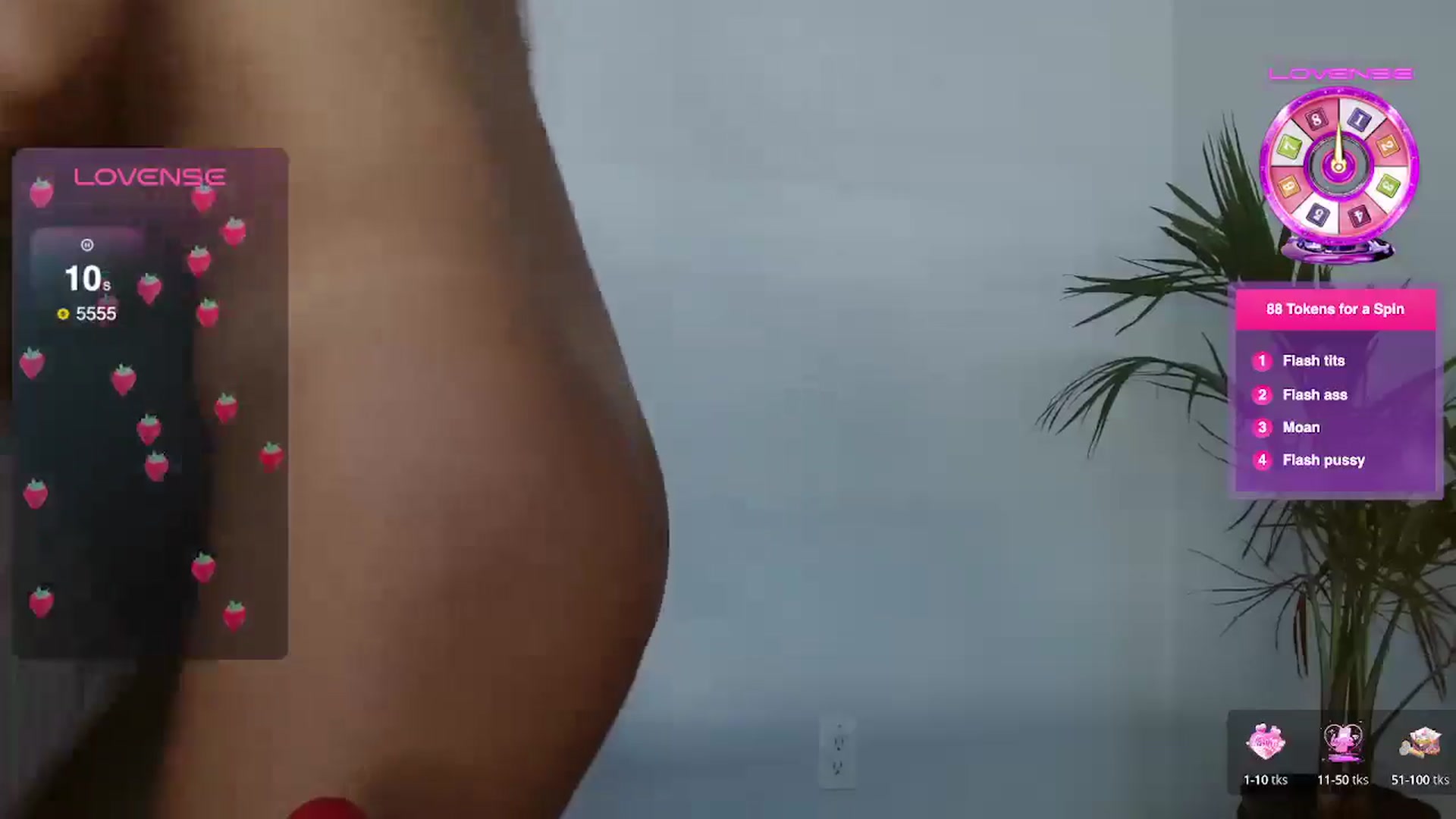 Gallery image thumbnail from UrBabyGirl's myfreecams stream on, 07/13/2025, 19:35 image 17 of 20