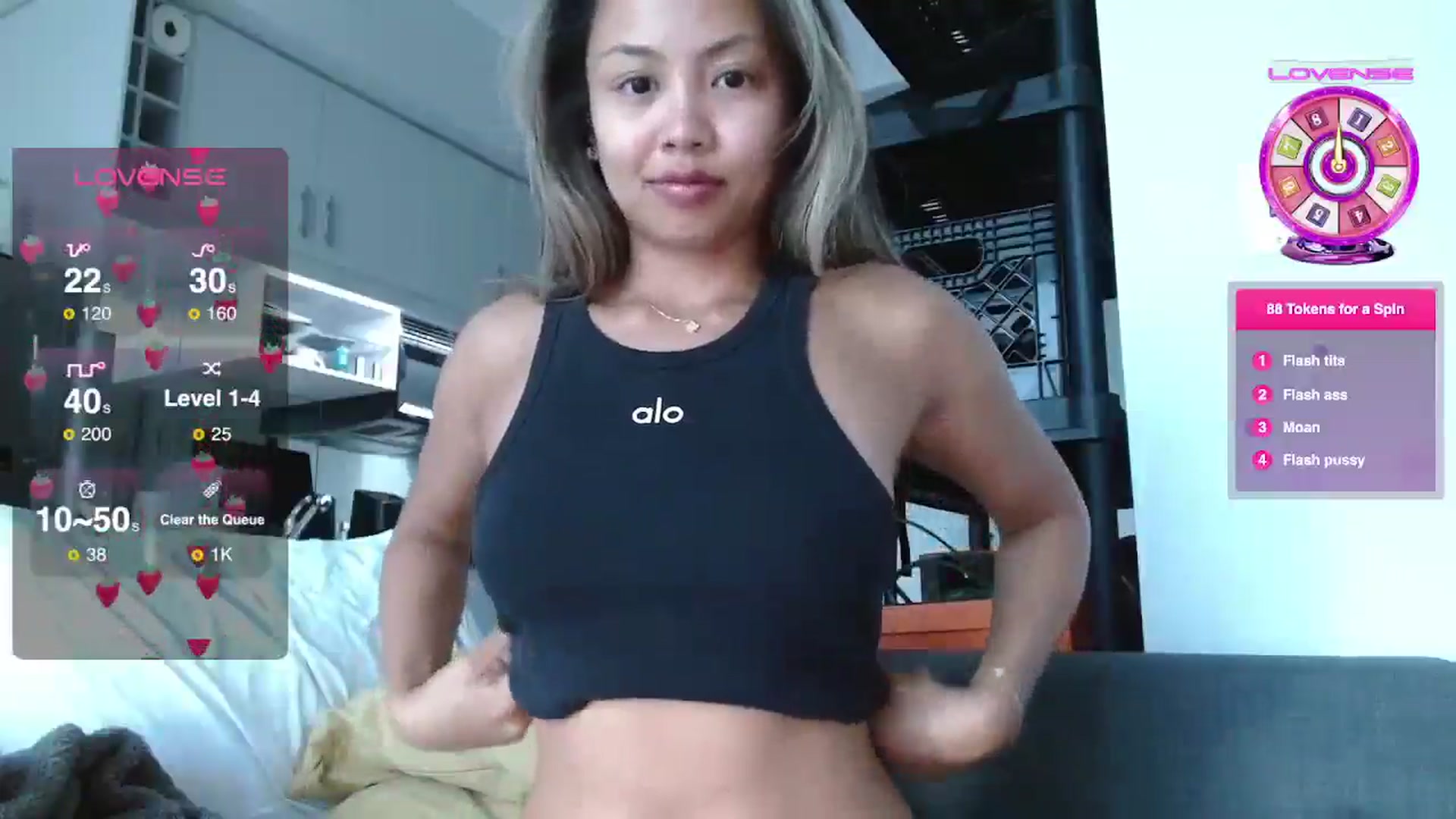 Gallery image thumbnail from UrBabyGirl's myfreecams stream on, 07/28/2025, 24:12 image 3 of 20