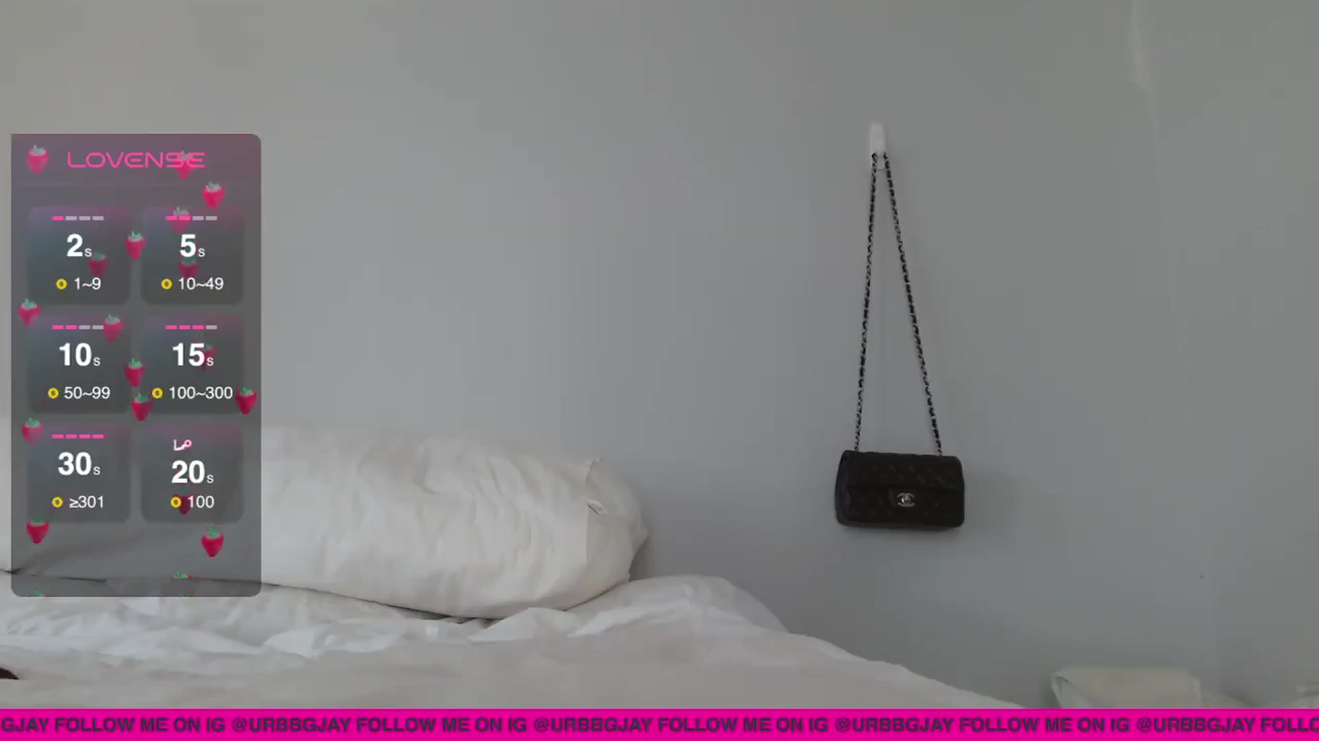 Gallery image thumbnail from UrBabyGirl's myfreecams stream on, 08/15/2025, 18:44 image 7 of 20