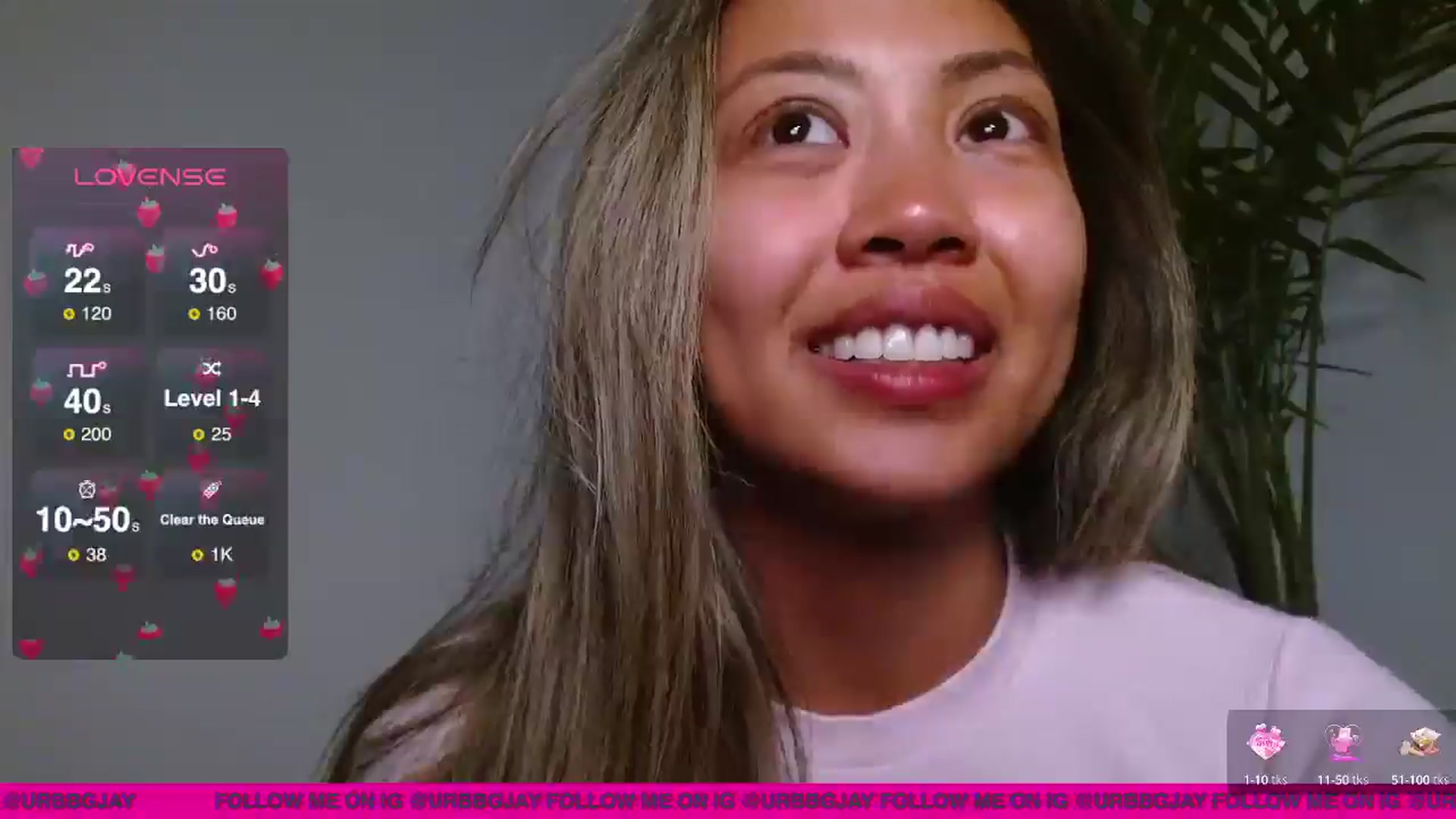 Gallery image thumbnail from UrBabyGirl's myfreecams stream on, 08/16/2025, 05:46 image 9 of 20