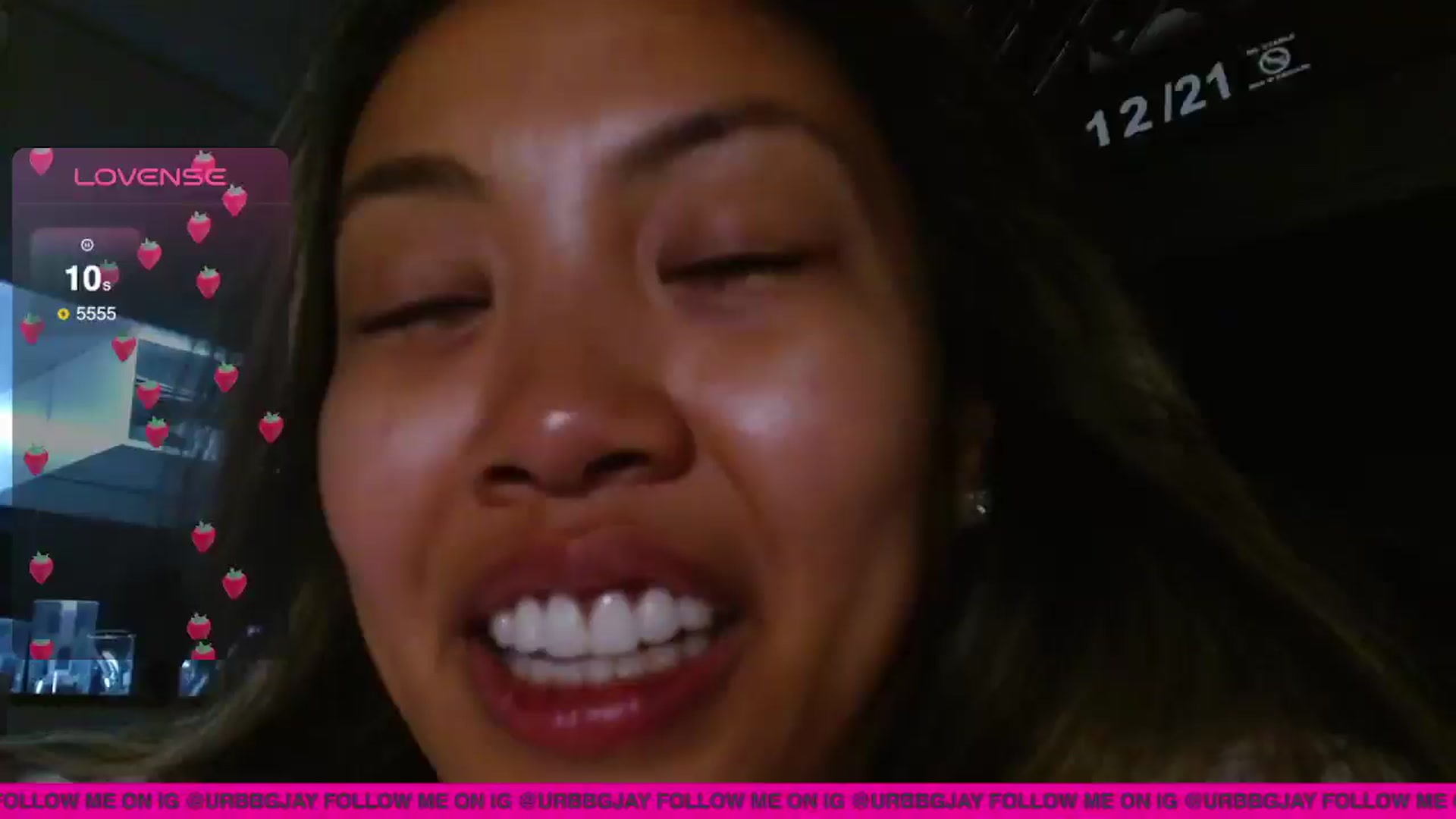 Gallery image thumbnail from UrBabyGirl's myfreecams stream on, 08/16/2025, 05:46 image 15 of 20