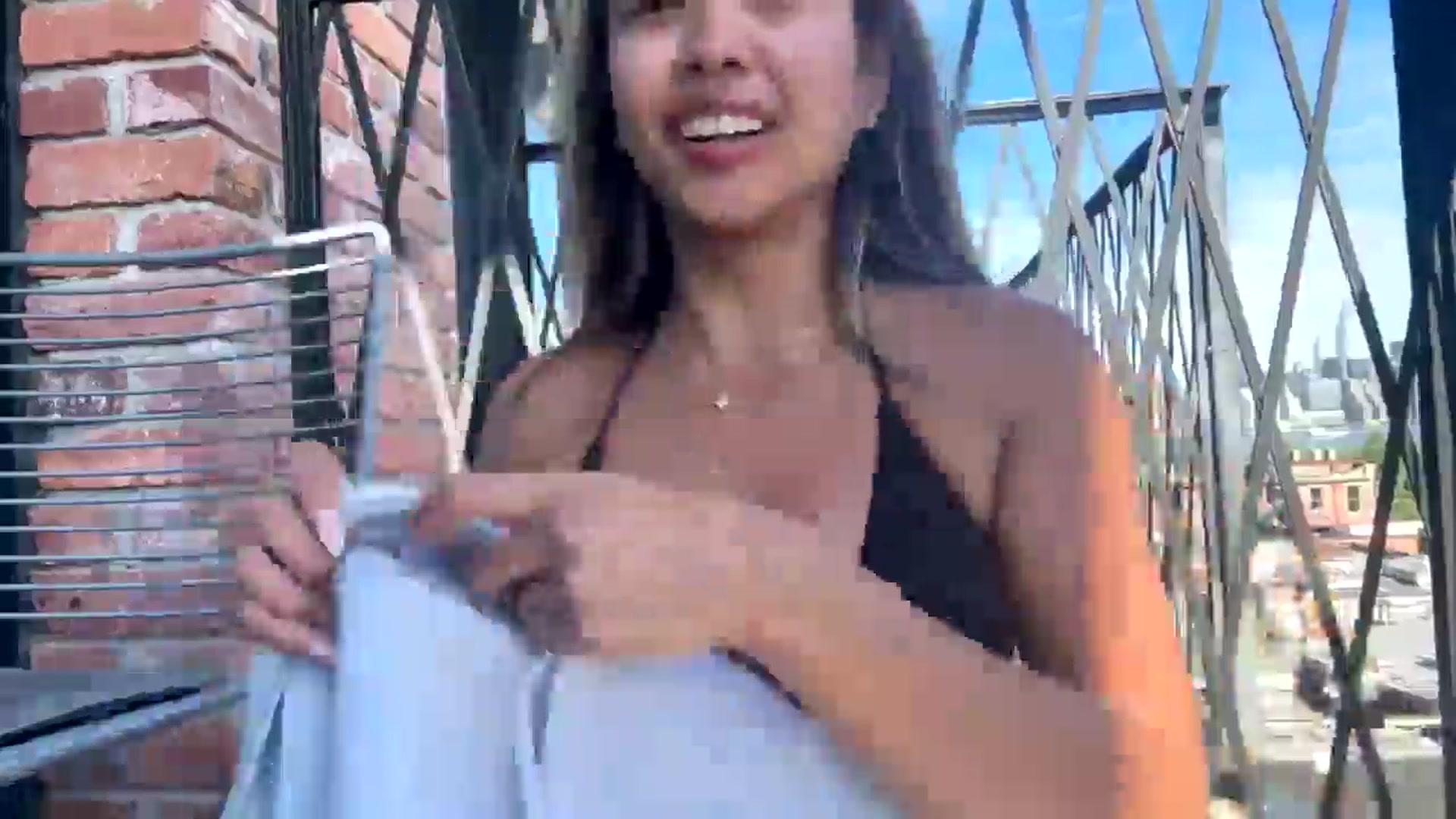Gallery image thumbnail from UrBabyGirl's myfreecams stream on, 08/19/2025, 14:34 image 16 of 20