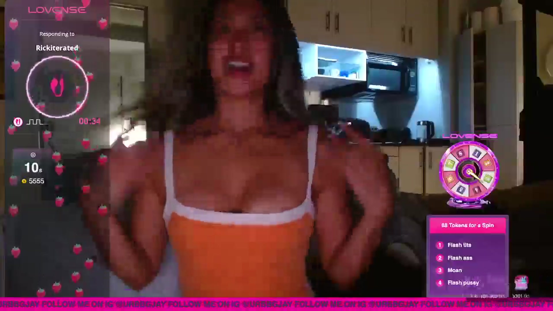 Gallery image thumbnail from UrBabyGirl's myfreecams stream on, 09/14/2025, 07:01 image 17 of 20
