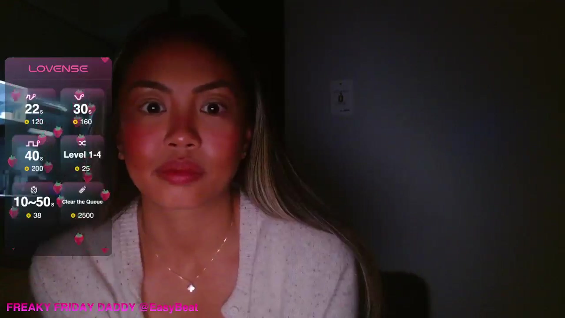 Gallery image thumbnail from UrBabyGirl's myfreecams stream on, 09/30/2025, 23:49 image 16 of 20
