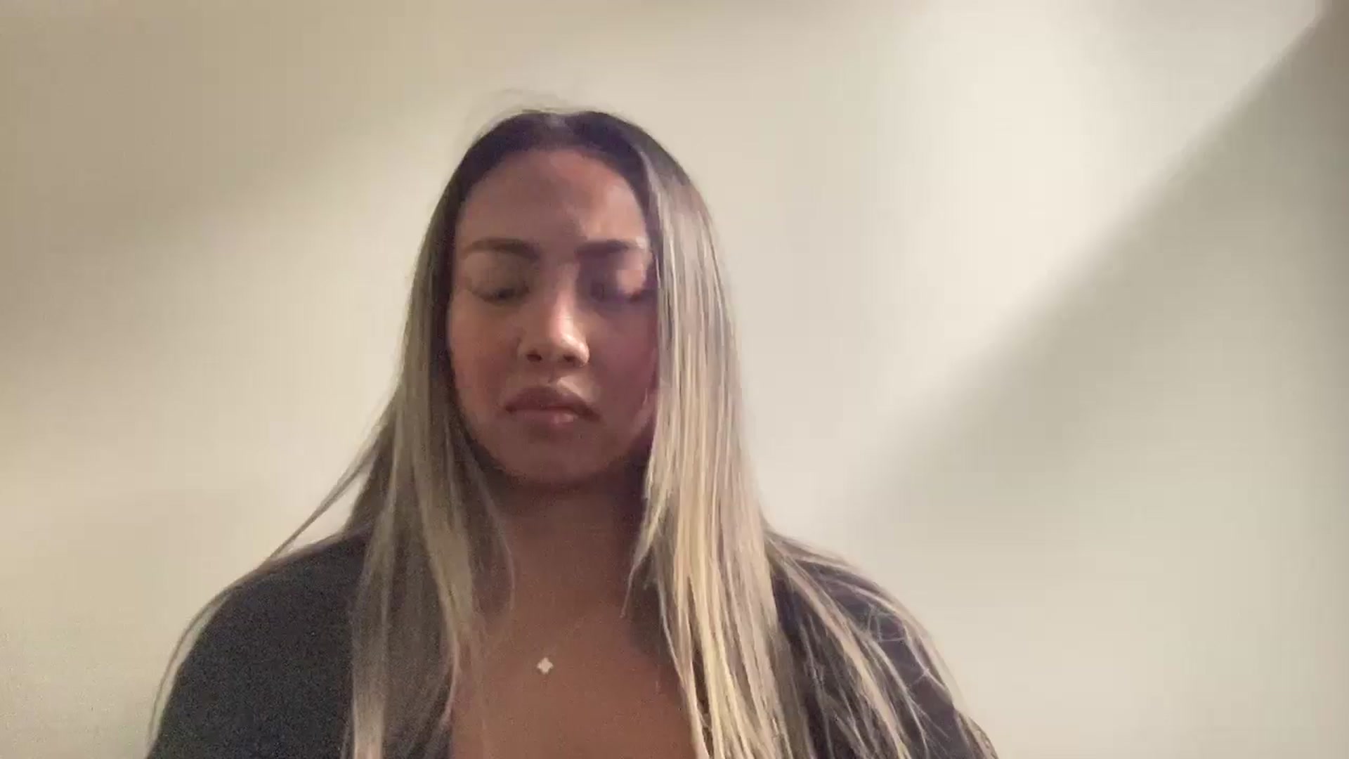 Gallery image thumbnail from UrBabyGirl's myfreecams stream on, 12/17/2025, 21:39 image 9 of 20
