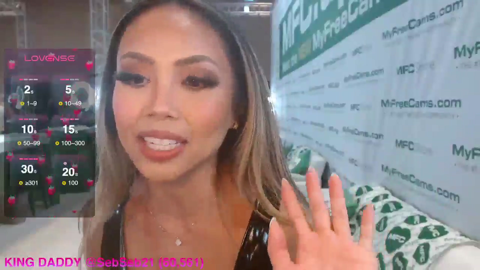 Gallery image thumbnail from UrBabyGirl's myfreecams stream on, 01/25/2026, 24:02 image 12 of 20