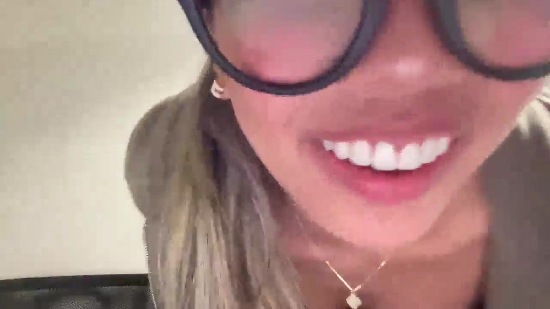 Gallery image thumbnail from UrBabyGirl's myfreecams stream on, 02/12/2026, 21:04 image 10 of 20