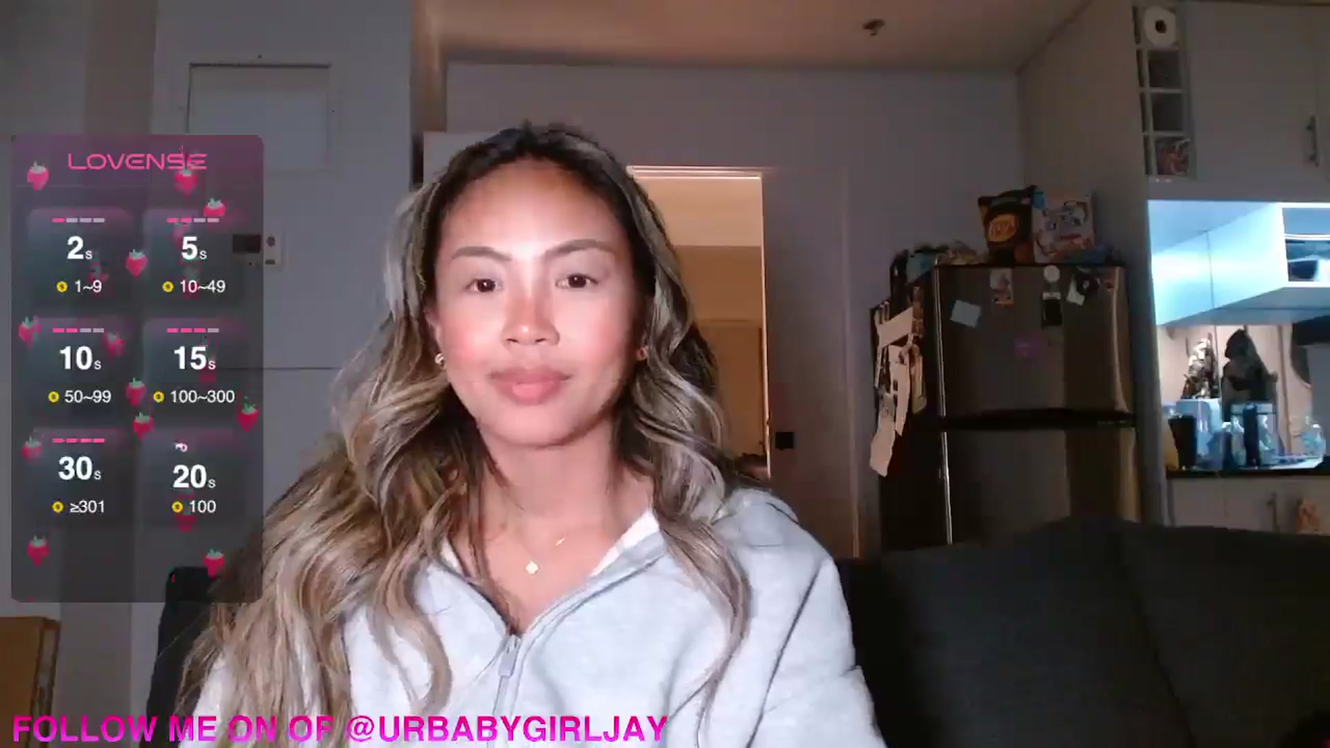 Gallery image thumbnail from UrBabyGirl's myfreecams stream on, 03/04/2026, 02:57 image 16 of 20