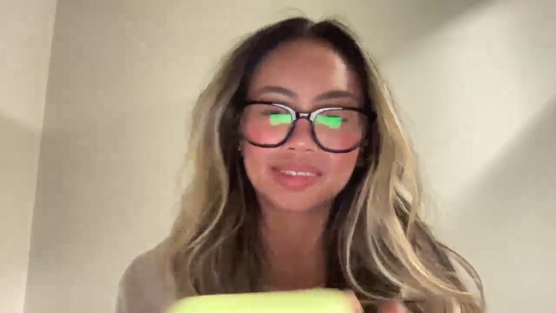 Gallery image thumbnail from UrBabyGirl's myfreecams stream on, 03/04/2026, 22:16 image 18 of 20